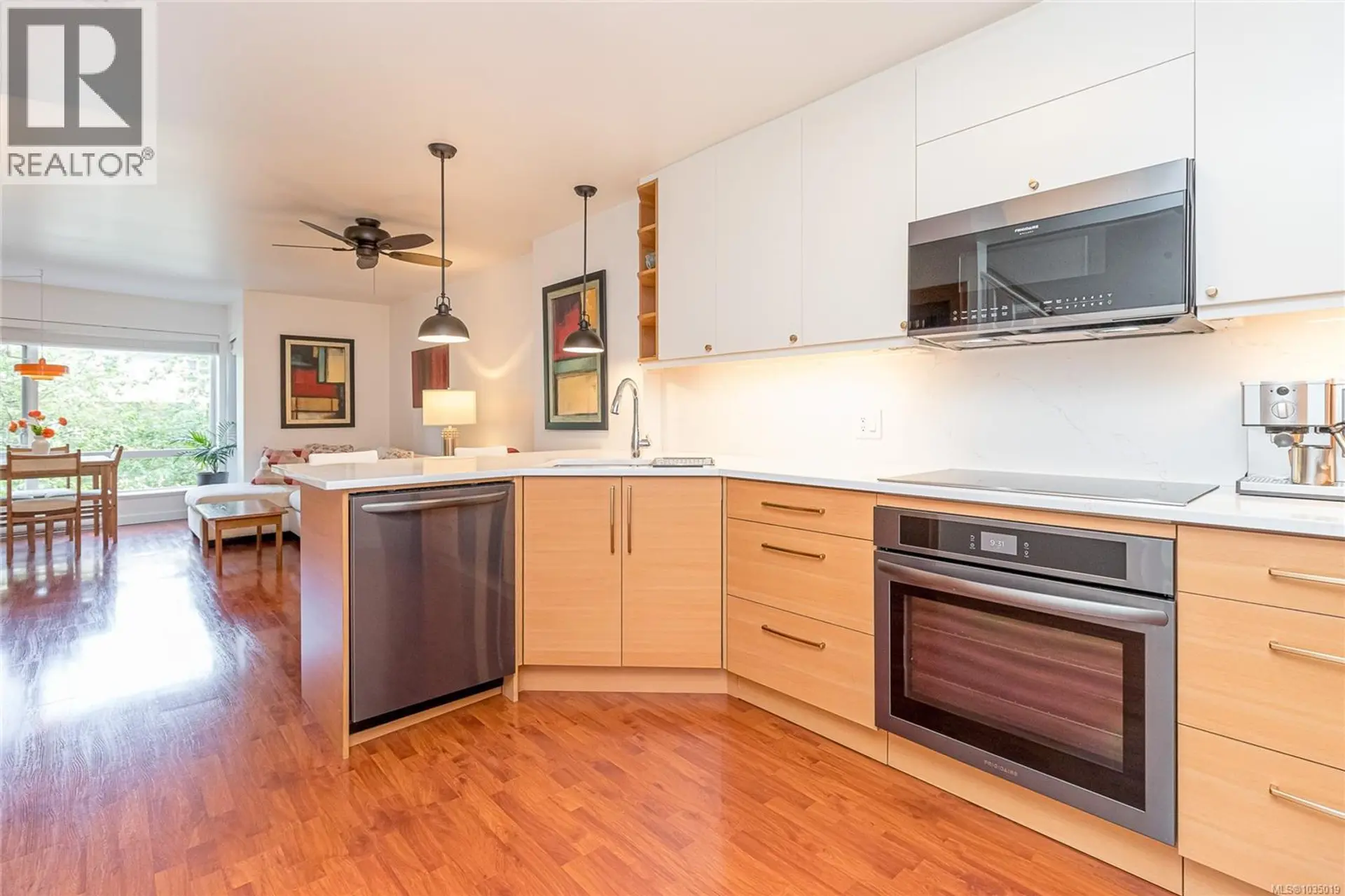 Property at #202 116 Queens Rd, Duncan, BC