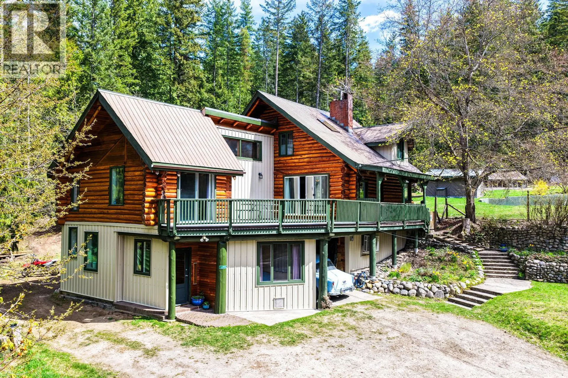 Property at 375 Alexander Road, Nakusp, BC