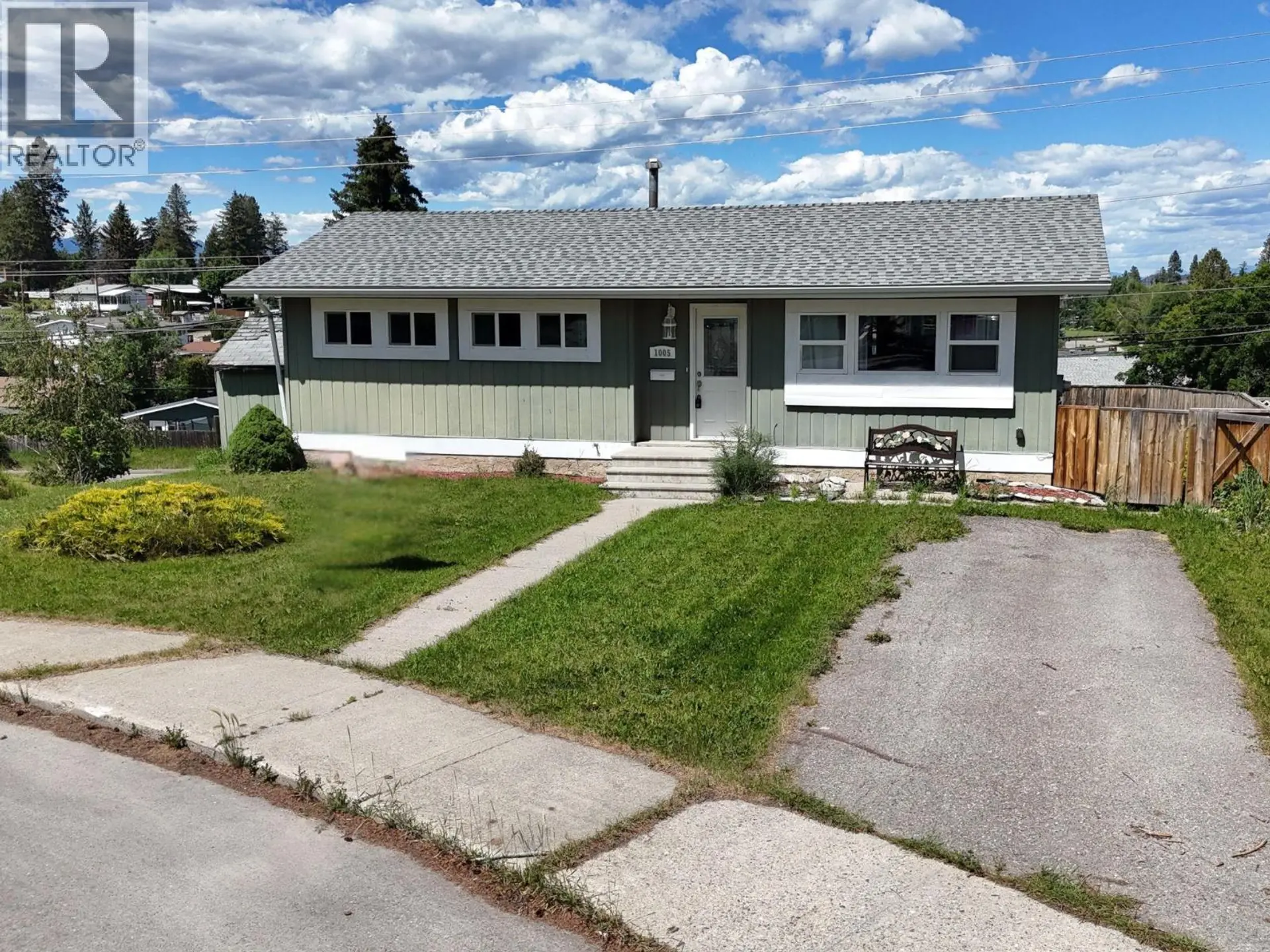 Property at 1005 16 Avenue S, Cranbrook, BC