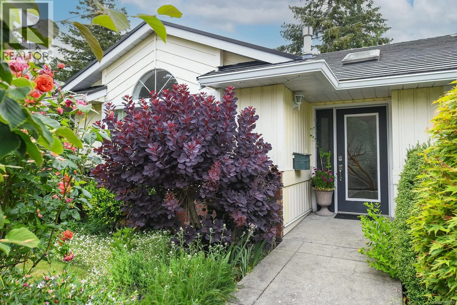 Property at 2136 Bolt Ave, Comox, BC