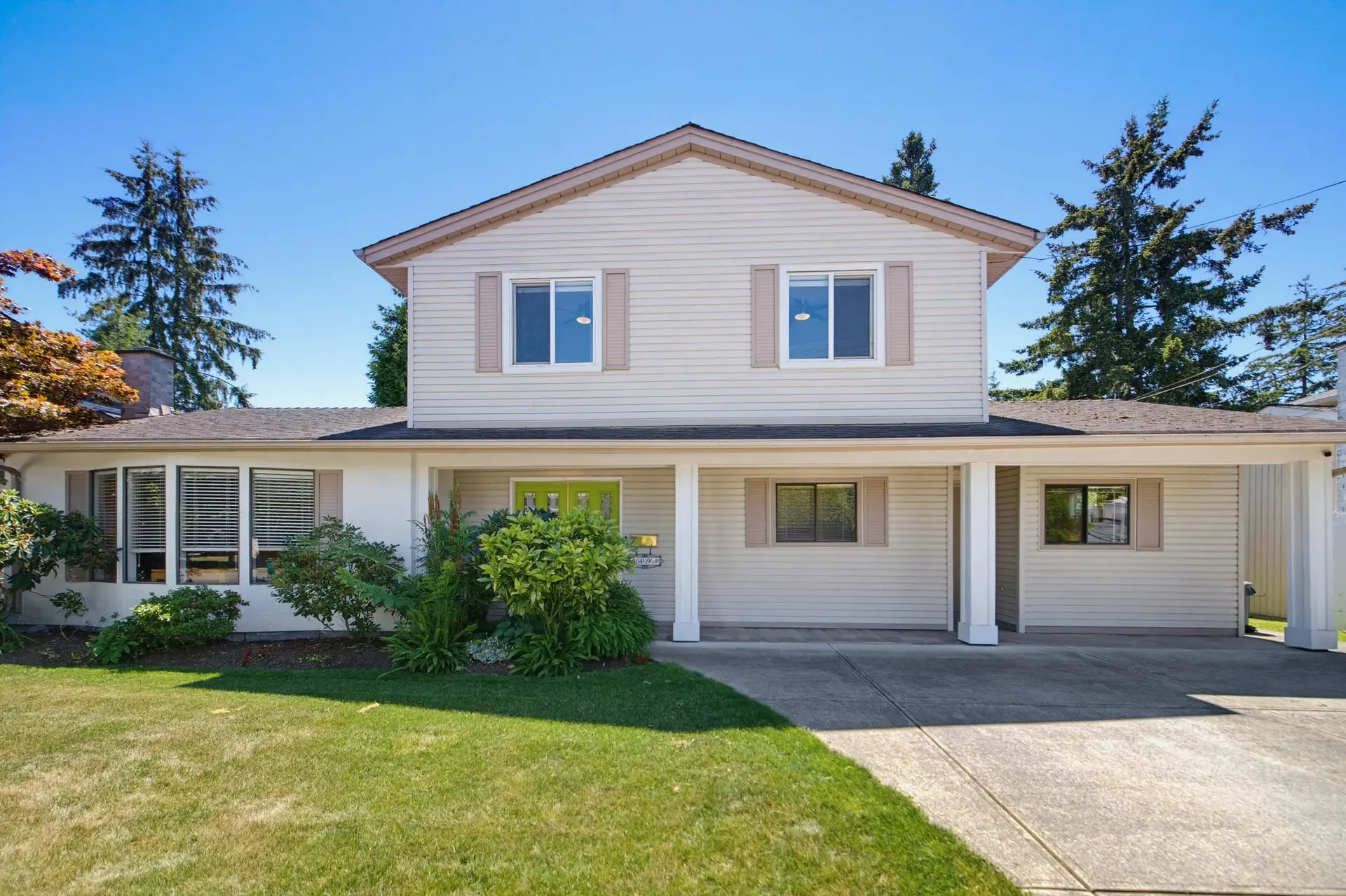 Property at 5494 50 Avenue, Delta, BC