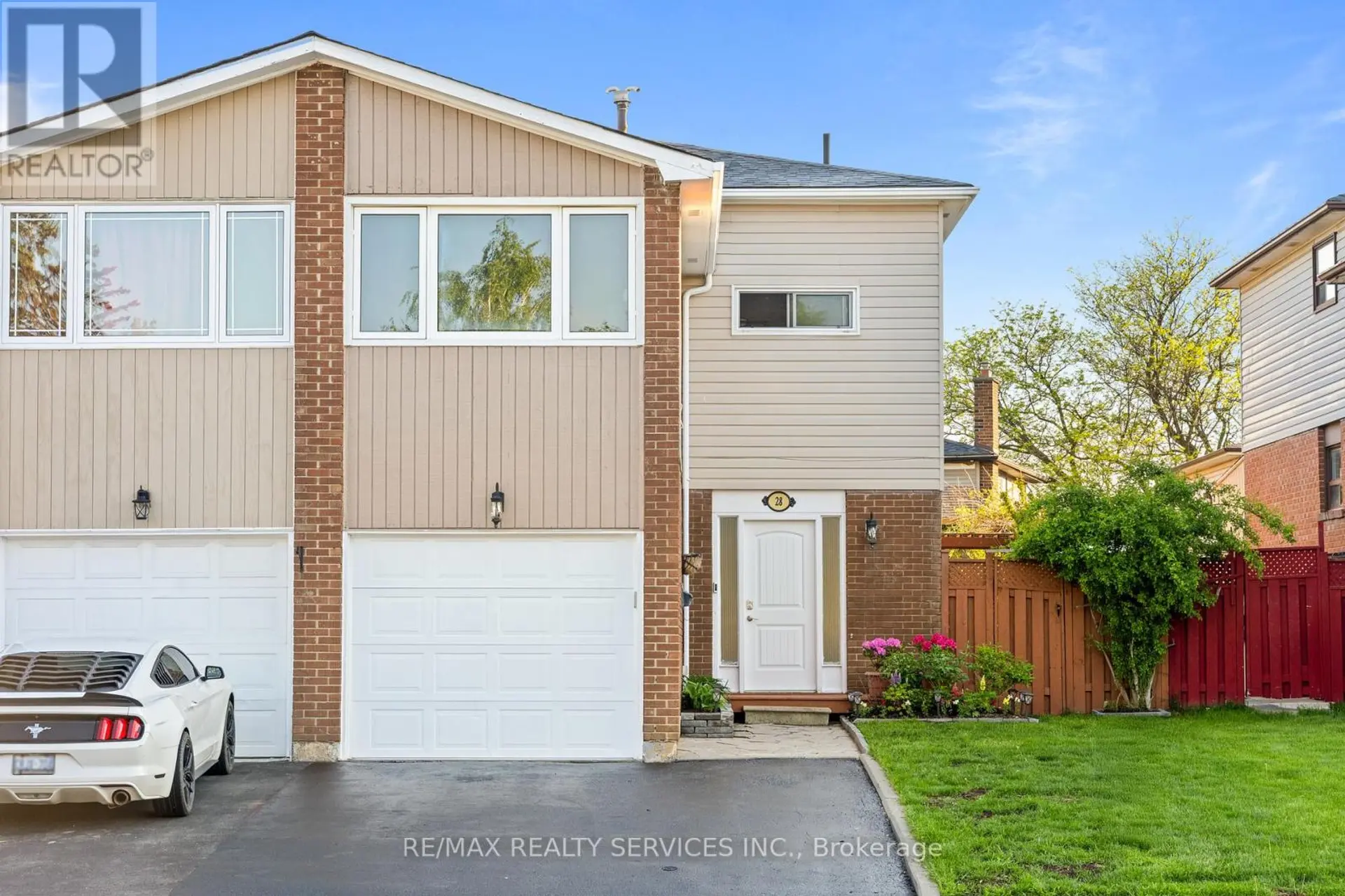 Property at 28 KINGSWOOD DRIVE, Brampton, ON