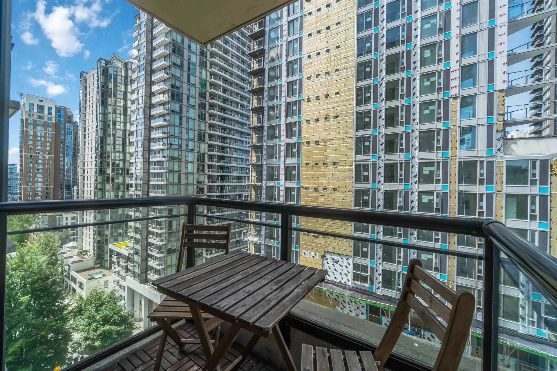 Property at #1408 1295 Richards Street, Vancouver, BC