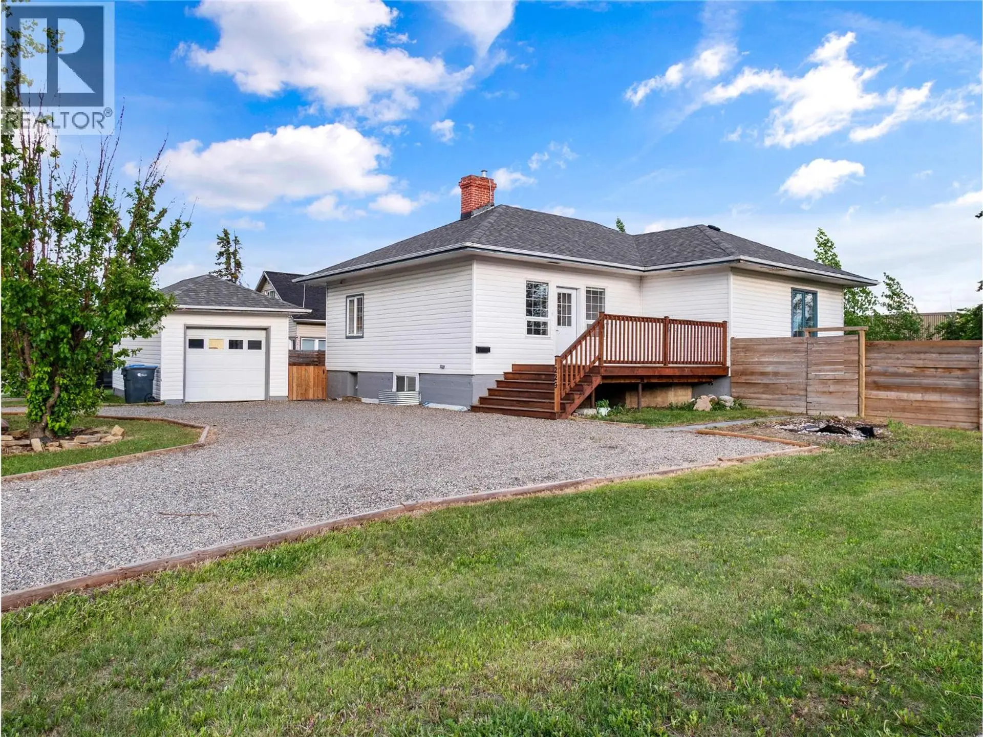 Property at 1229 105 Avenue, Dawson Creek, BC
