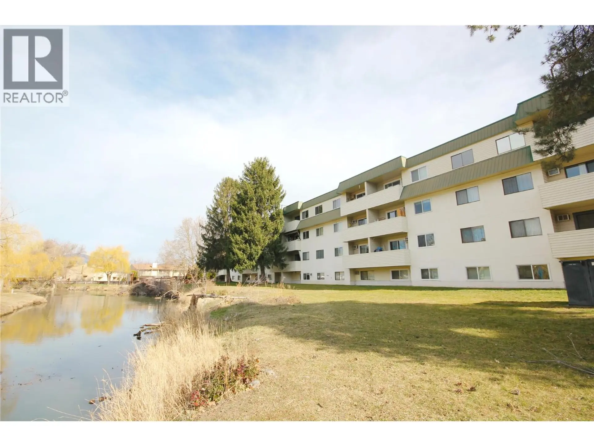 Property at #402 150 Skaha Place, Penticton, BC