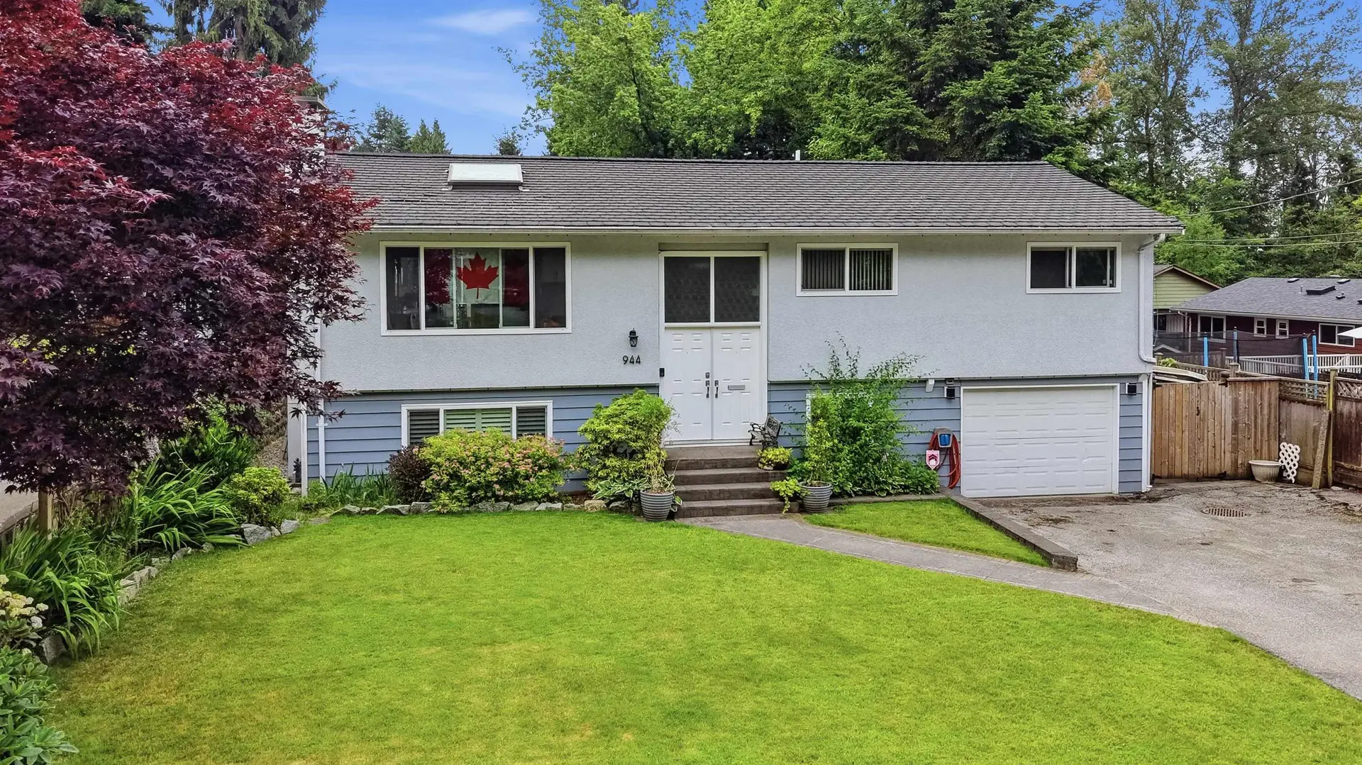 Property at 944 Tollcross Road, North Vancouver, BC