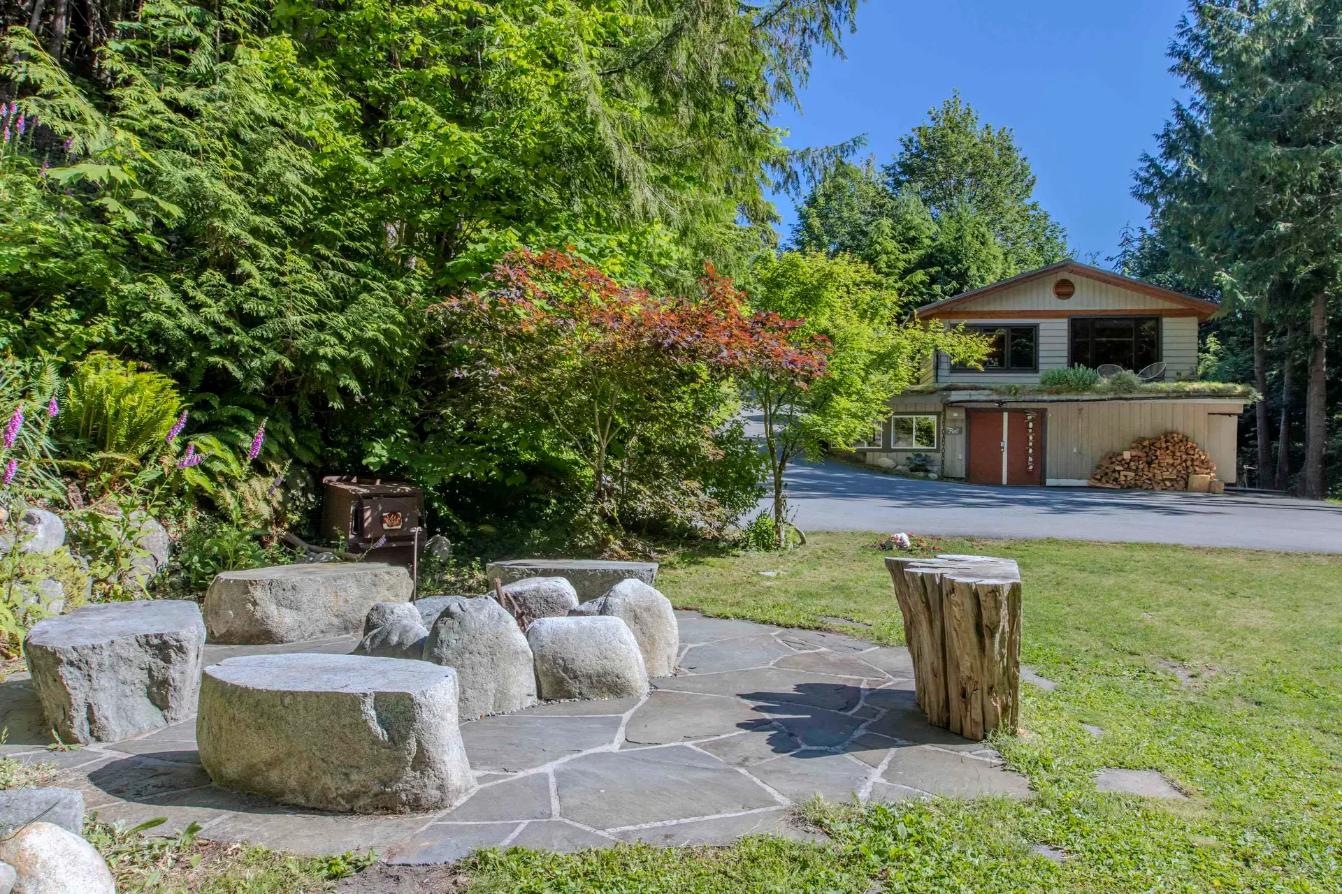 Property at 40102 Skyline Place, Squamish, BC