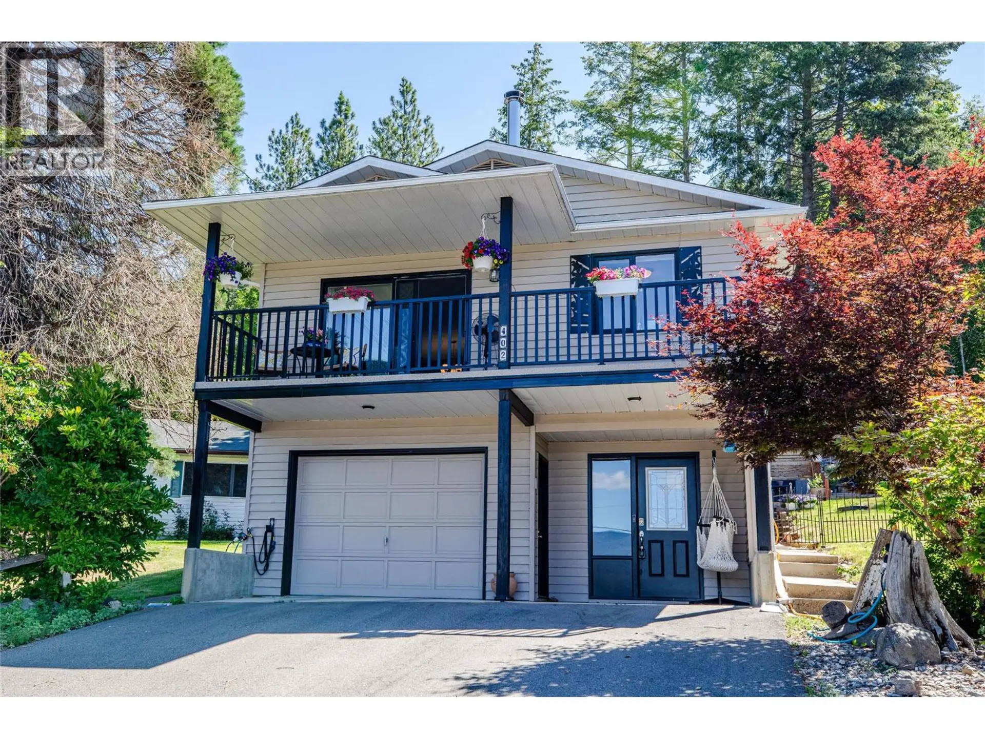 Property at 402 20TH Avenue N, Creston, BC