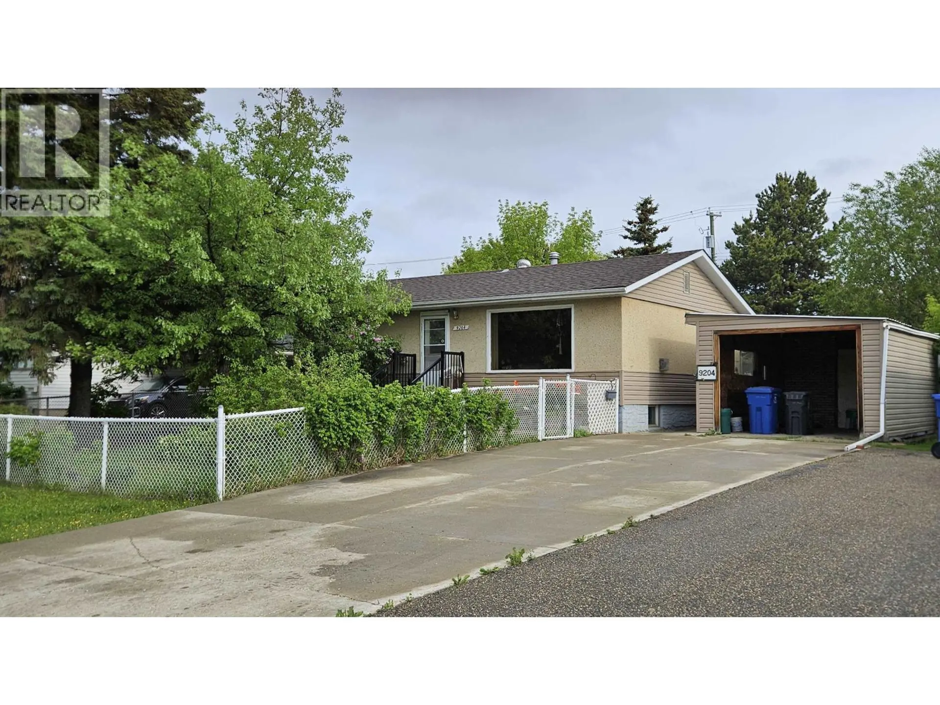 Property at 9204 99 AVENUE, Fort St. John, BC