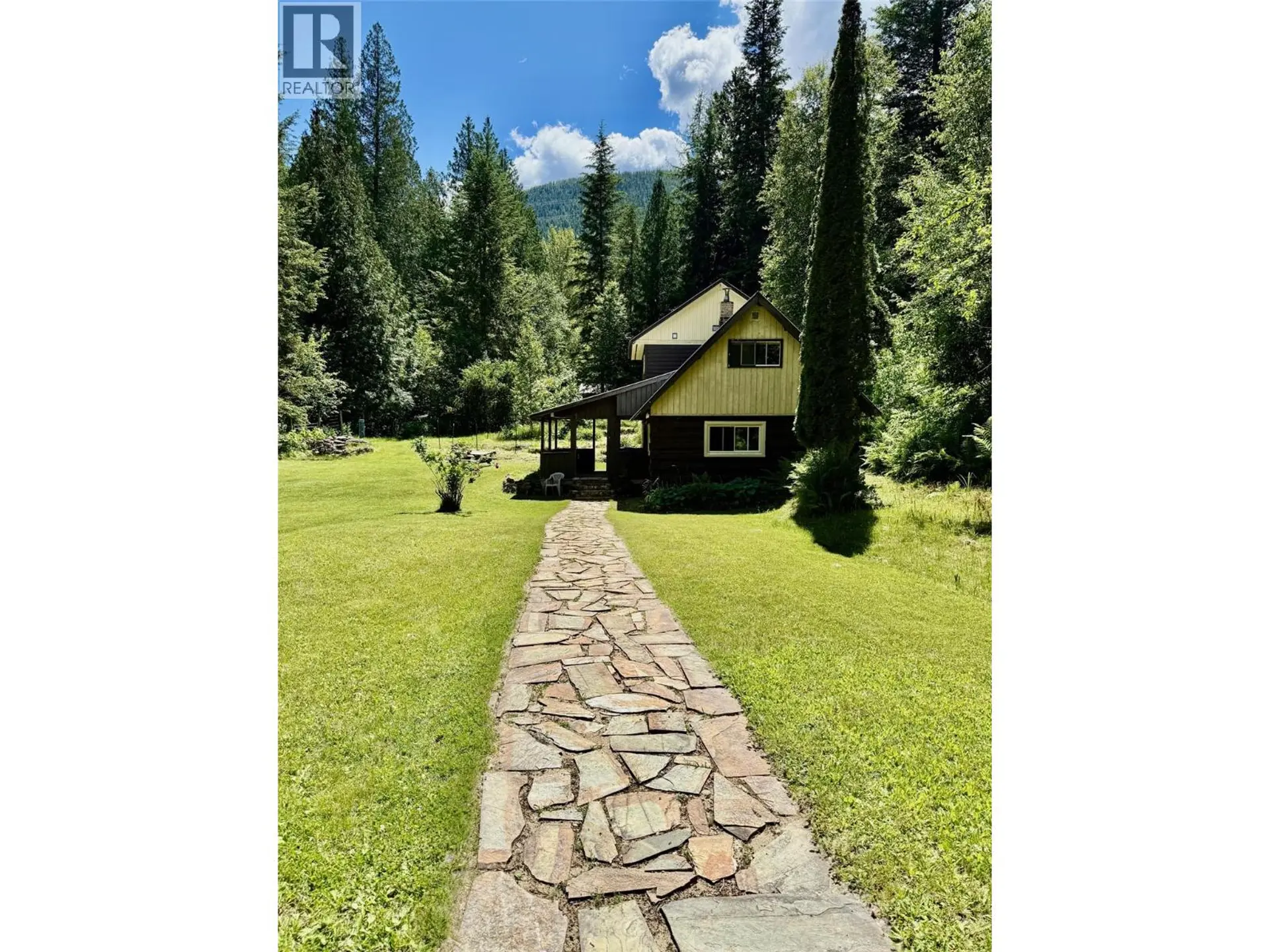 Property at 4019 Saunders Road, Winlaw, BC