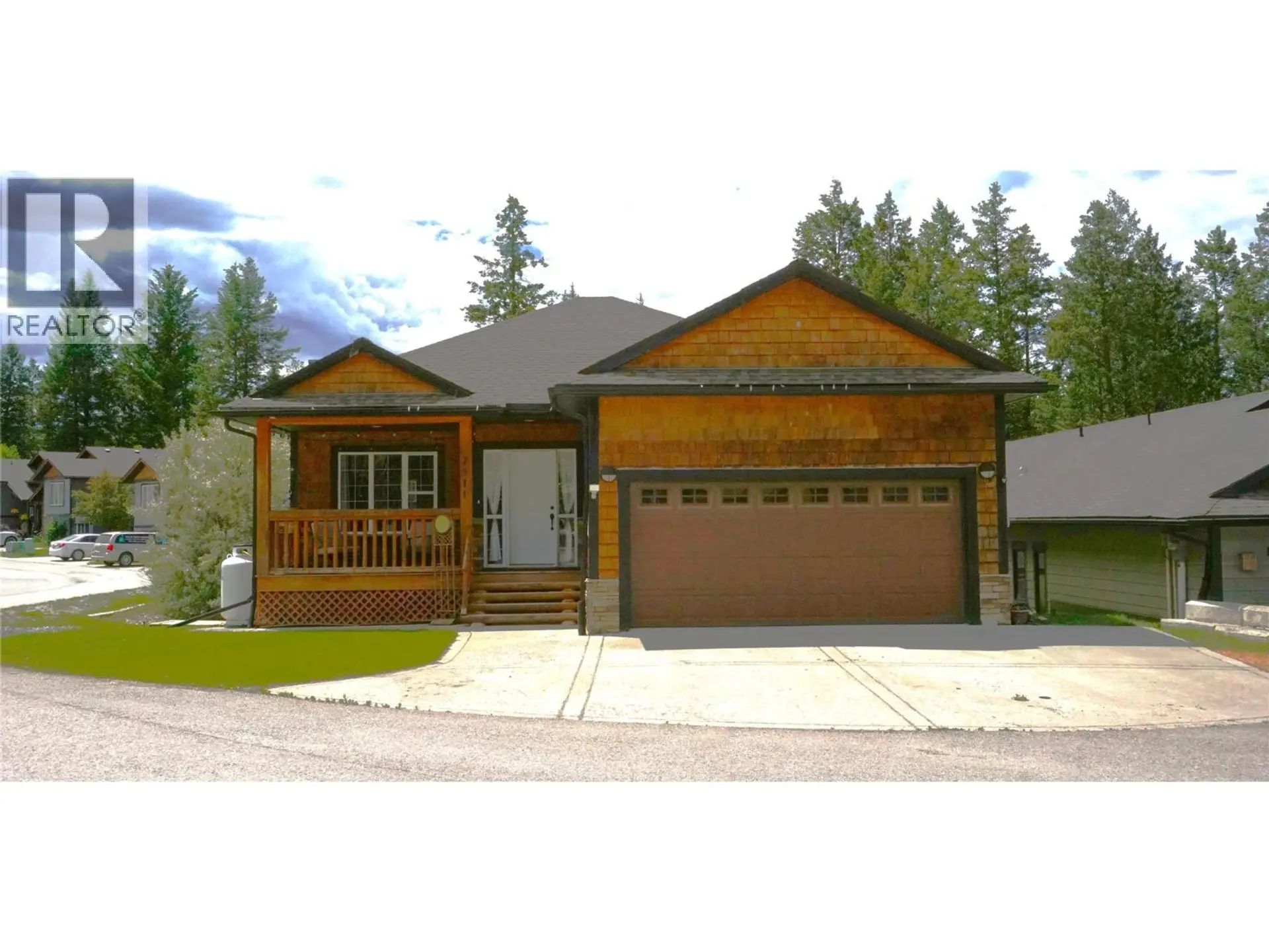 Property at 7311 COPPERHORN Drive, Radium Hot Springs, BC