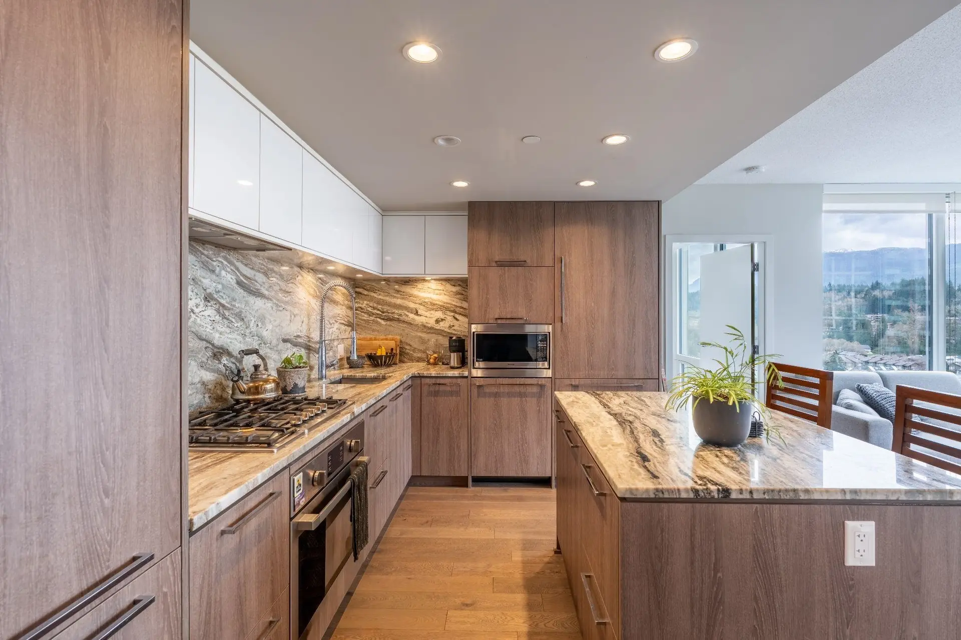 Property at #1702 680 Seylynn Crescent, North Vancouver, BC