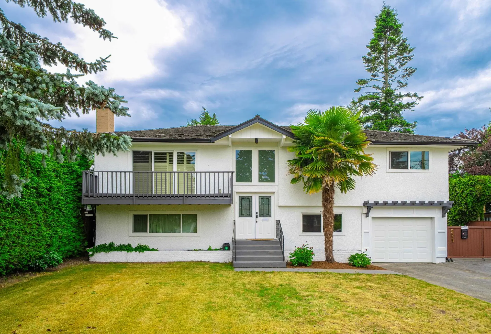 Property at 525 55 Street, Delta, BC