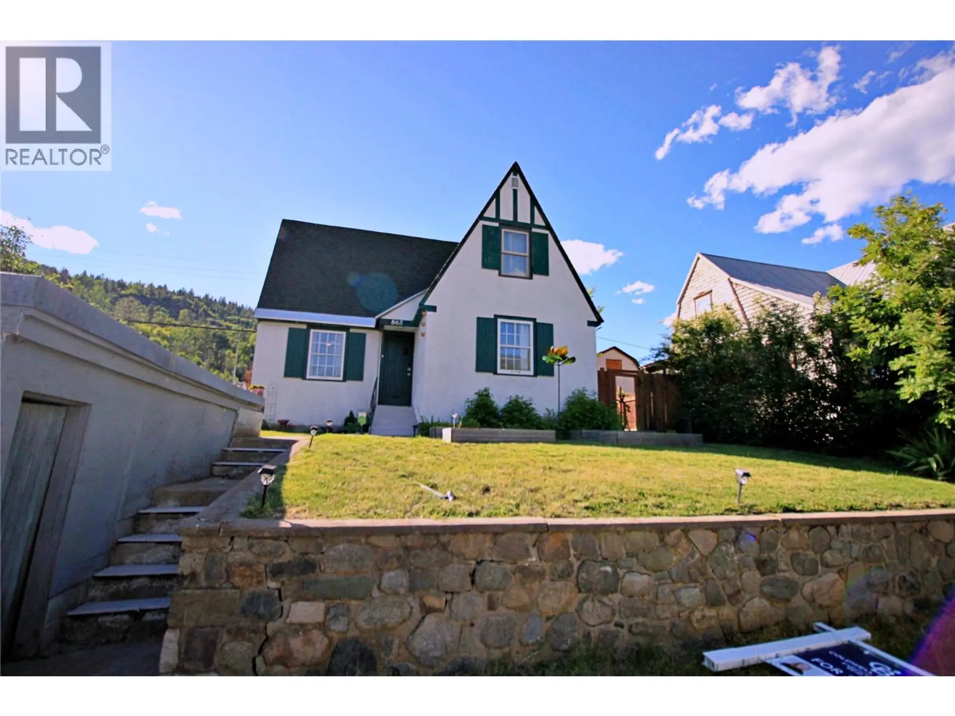 Property at 865 KIPLING Street, Trail, BC