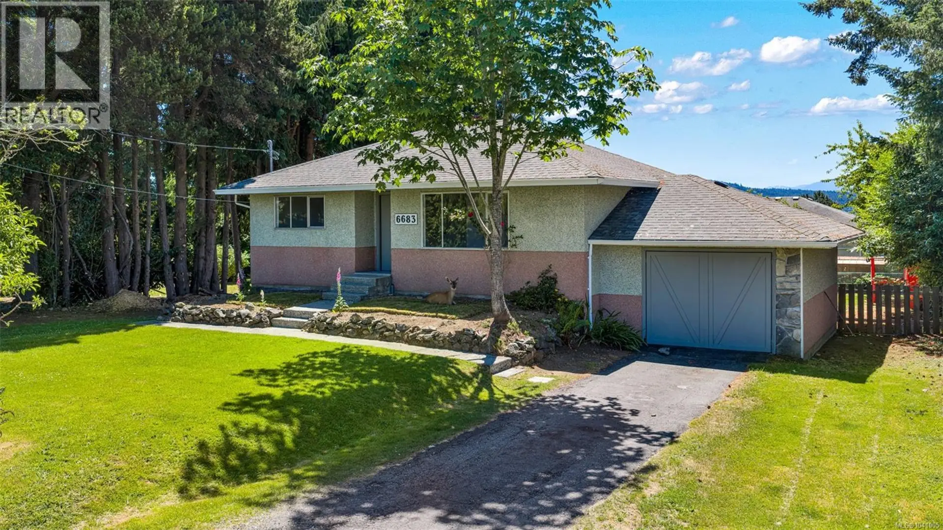 Property at 6683 Lincroft Rd, Sooke, BC