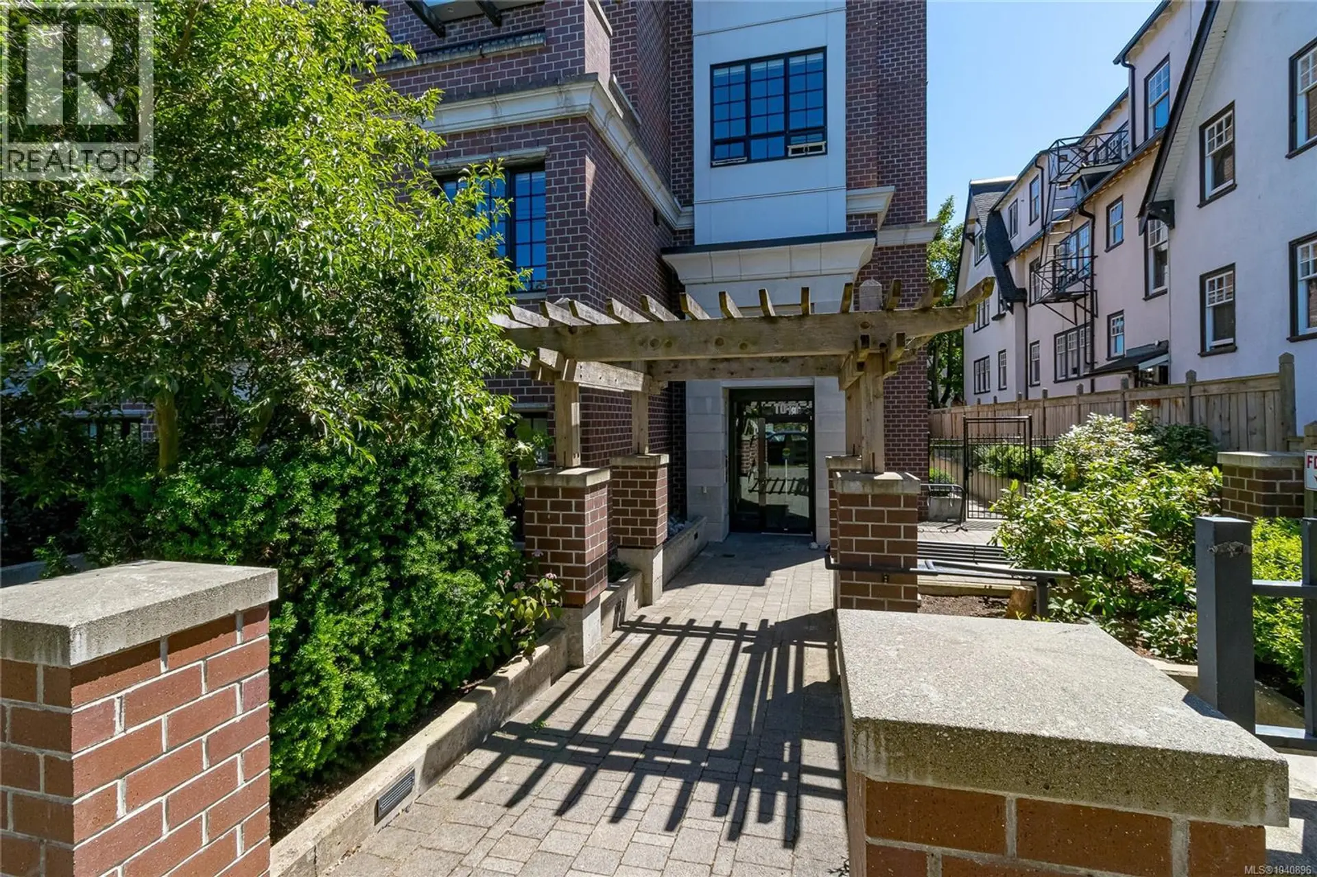 Property at #308 1011 Burdett Ave, Victoria, BC
