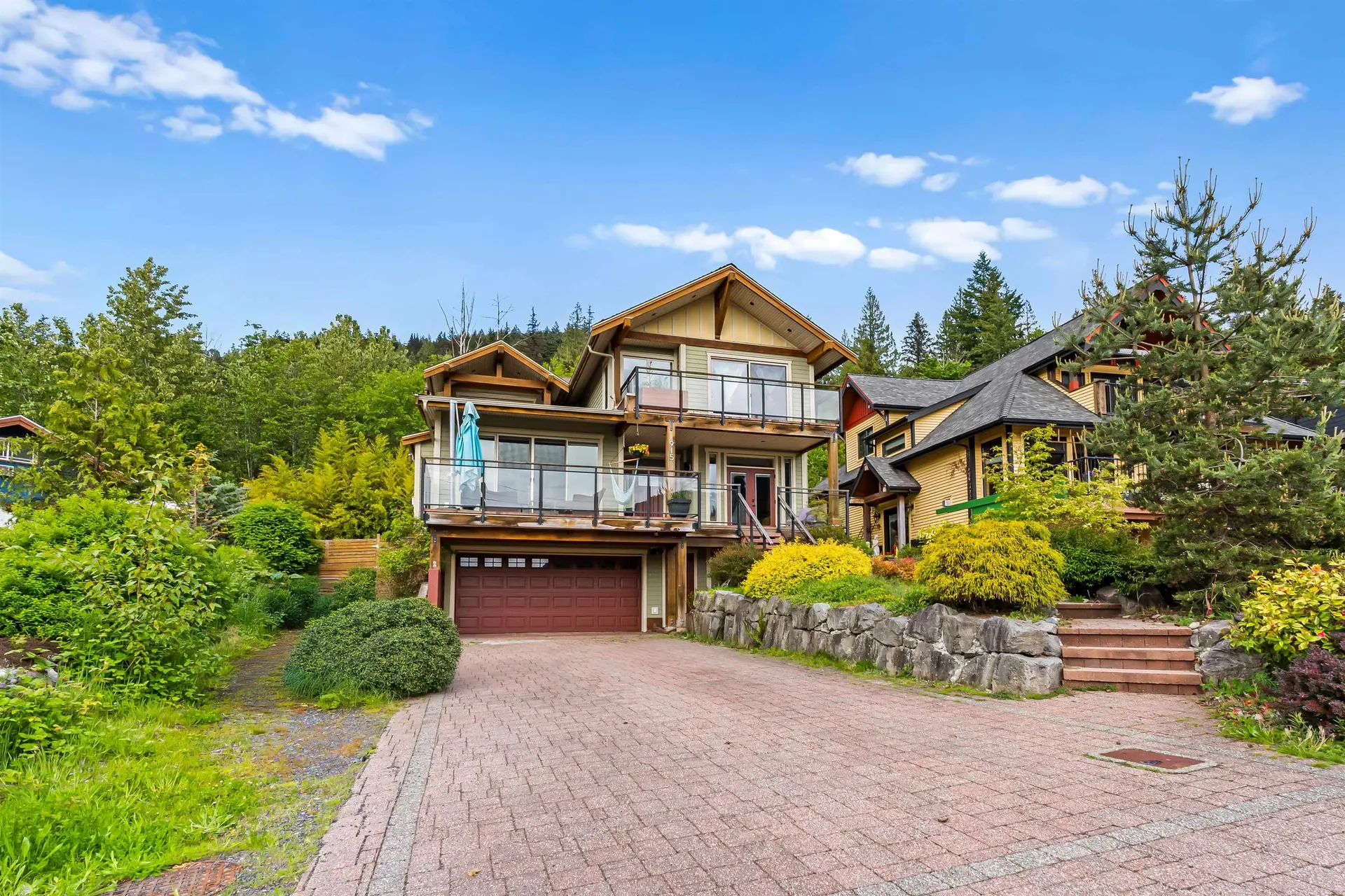 Property at 915 Thistle Place, Britannia Beach, BC