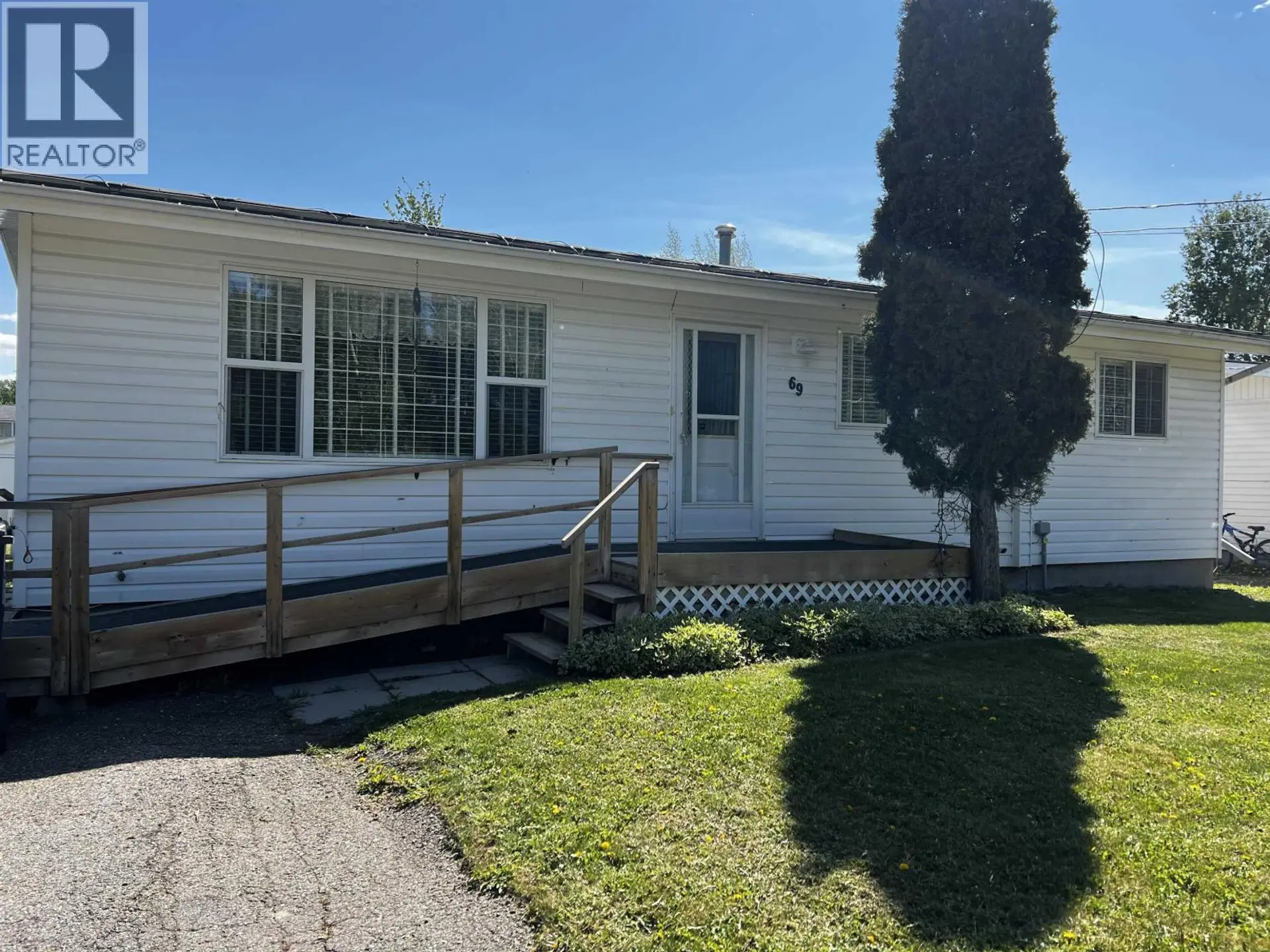 Property at 69 FRANCOIS DRIVE, Fraser Lake, BC