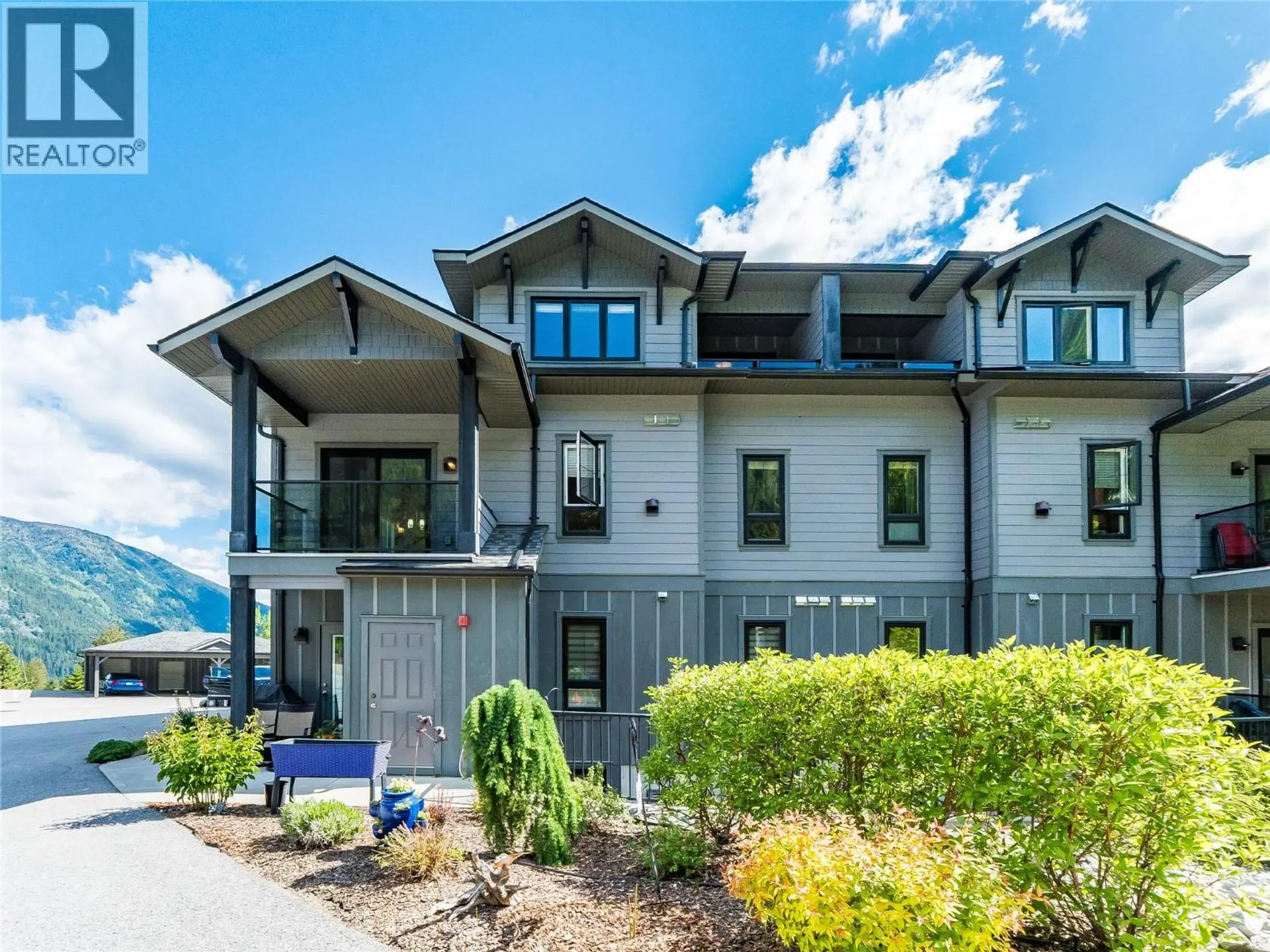 Property at #202 2000 Choquette Avenue, Nelson, BC