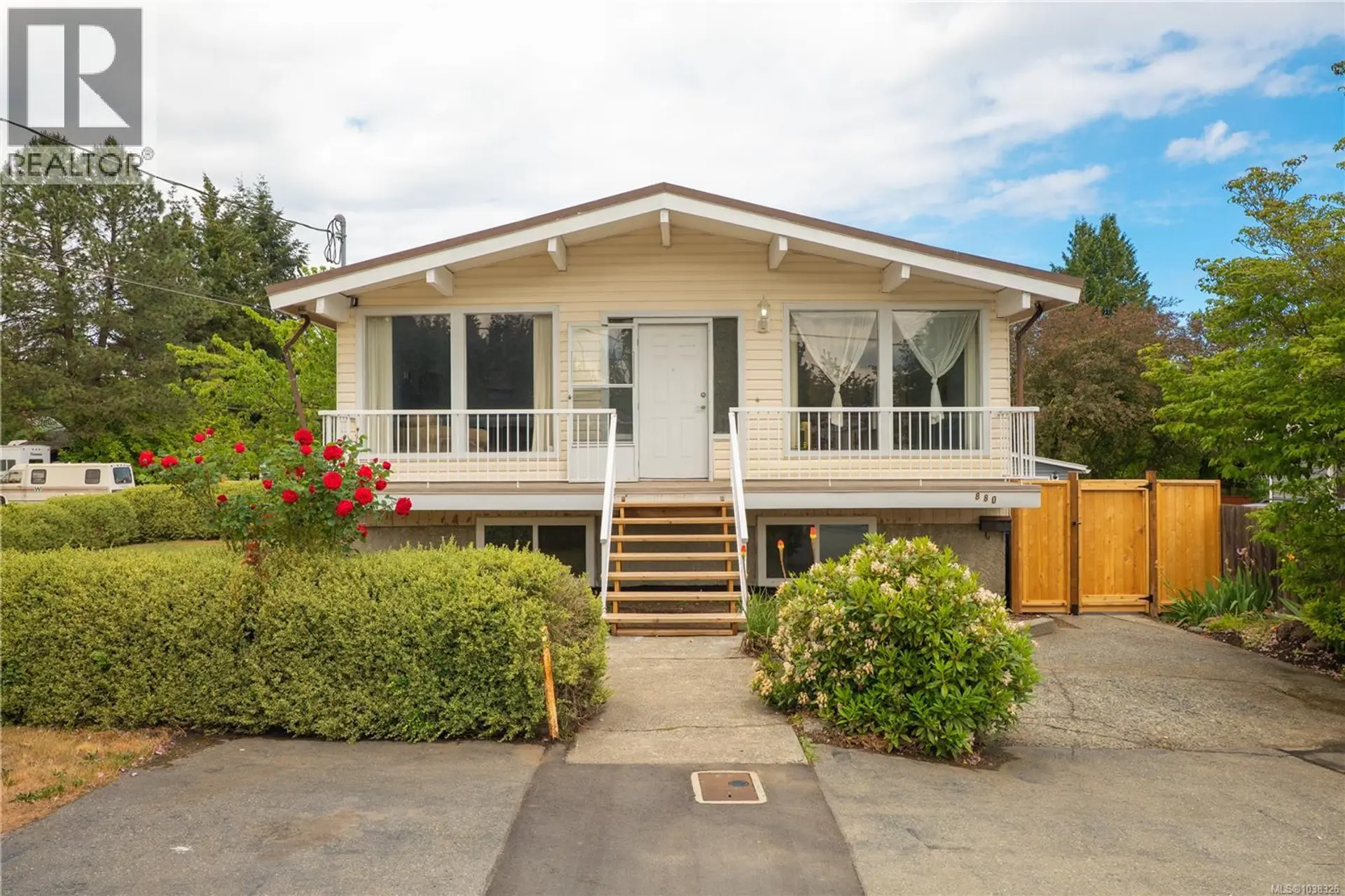 Property at 880 Oakley St, Nanaimo, BC