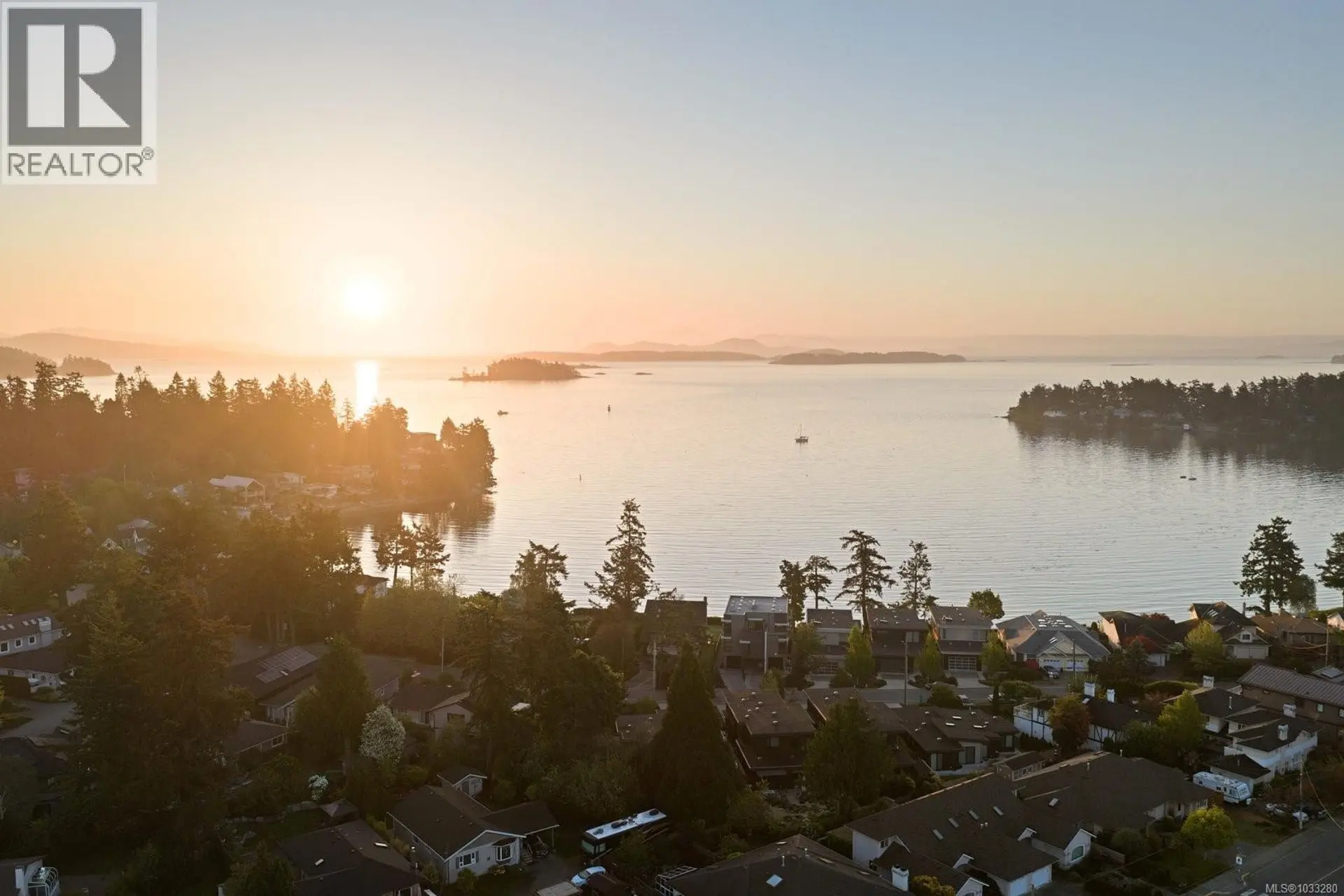 Property at #2 10393 Allbay Rd, Sidney, BC