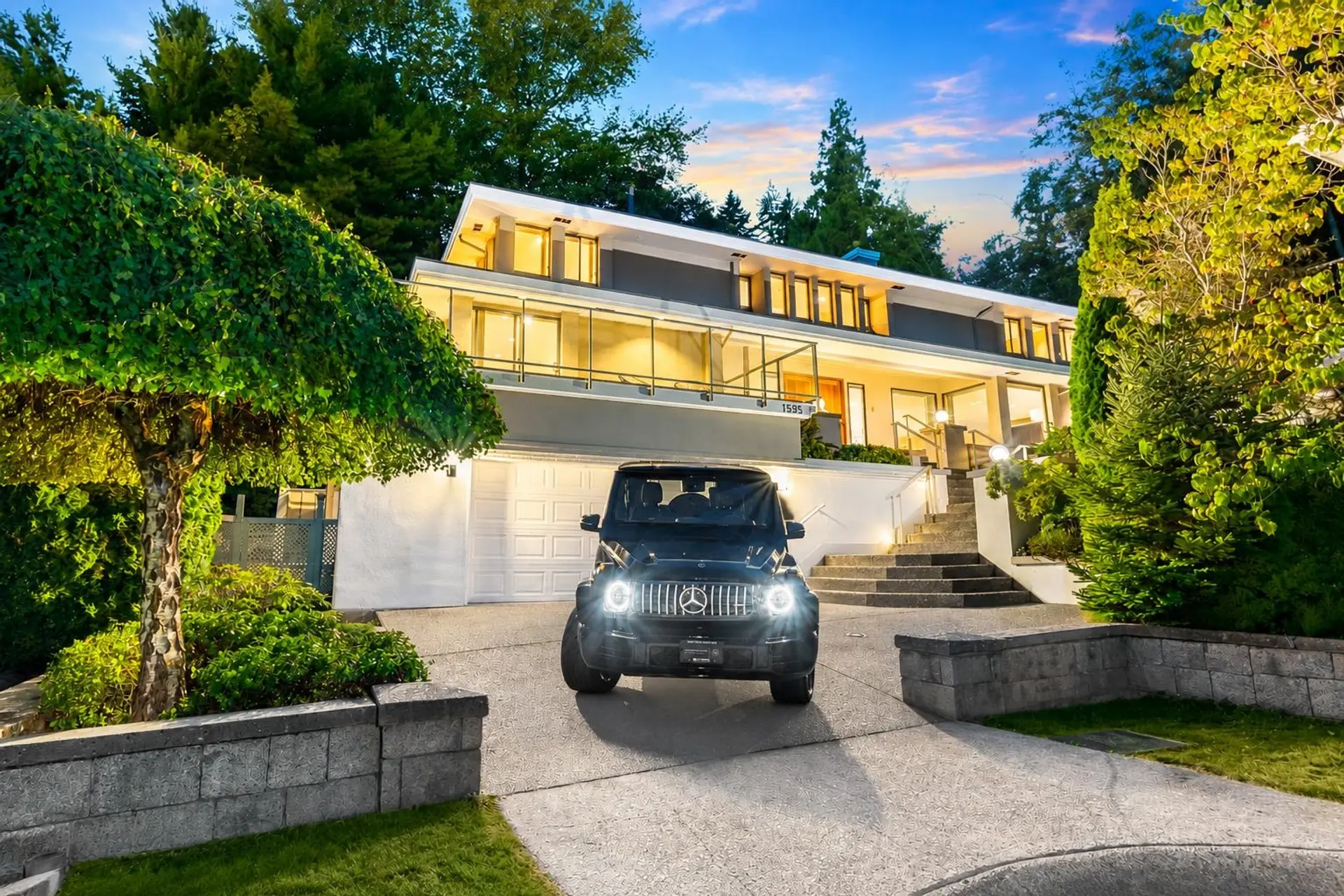 Property at 1595 Tyrol Court, West Vancouver, BC