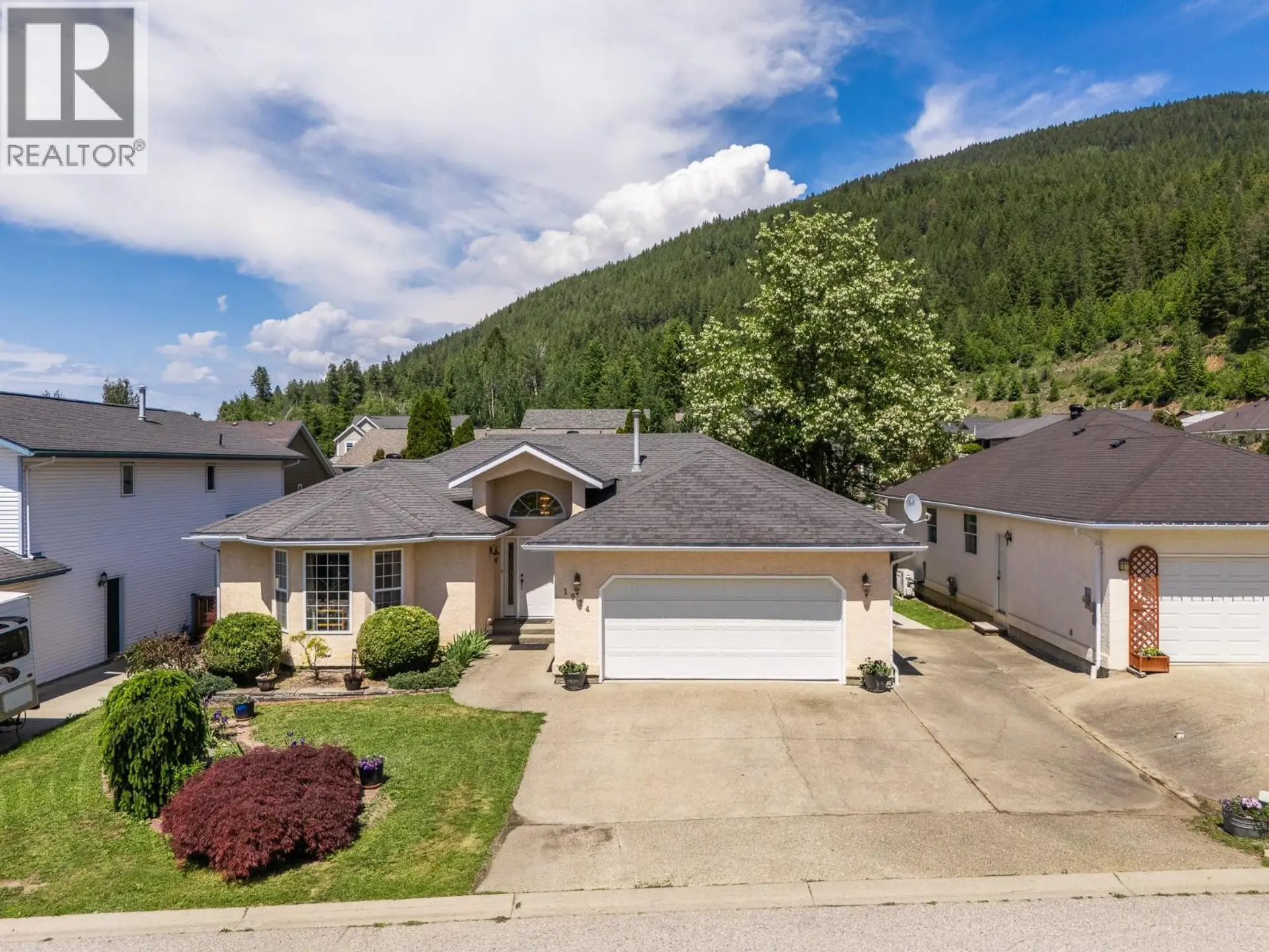 Property at 1924 HURL Street, Creston, BC