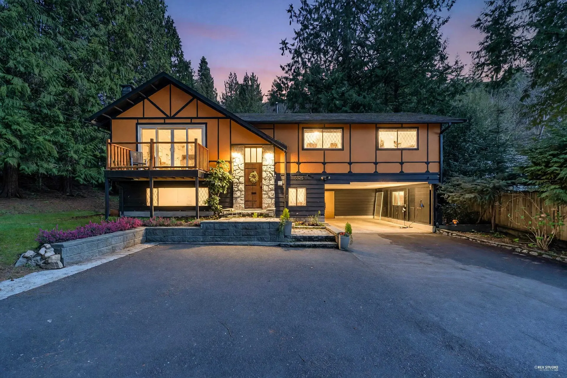 Property at 5325 Marine Drive, West Vancouver, BC
