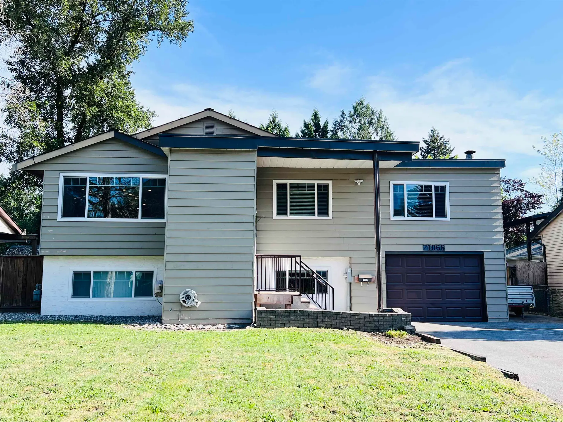 Property at 21066 Glenwood Avenue, Maple Ridge, BC