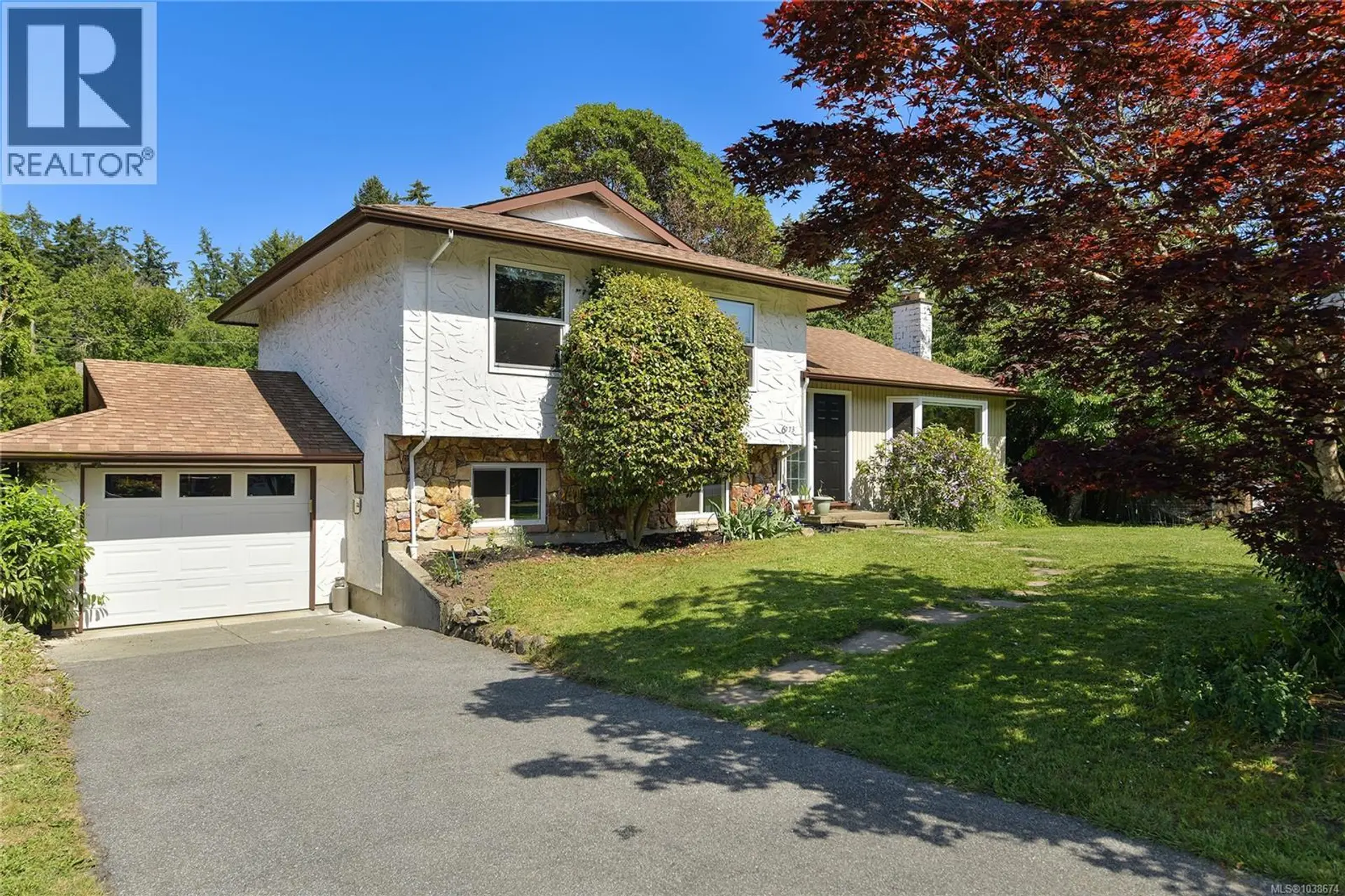 Property at 6773 WENDONNA Pl, Central Saanich, BC