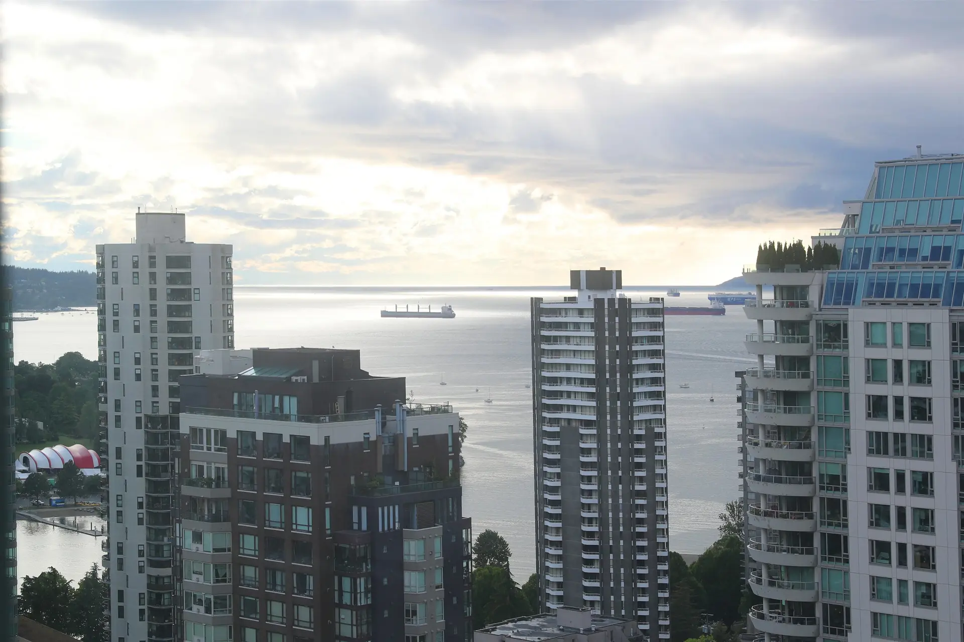 Property at #2402 1308 Hornby Street, Vancouver, BC