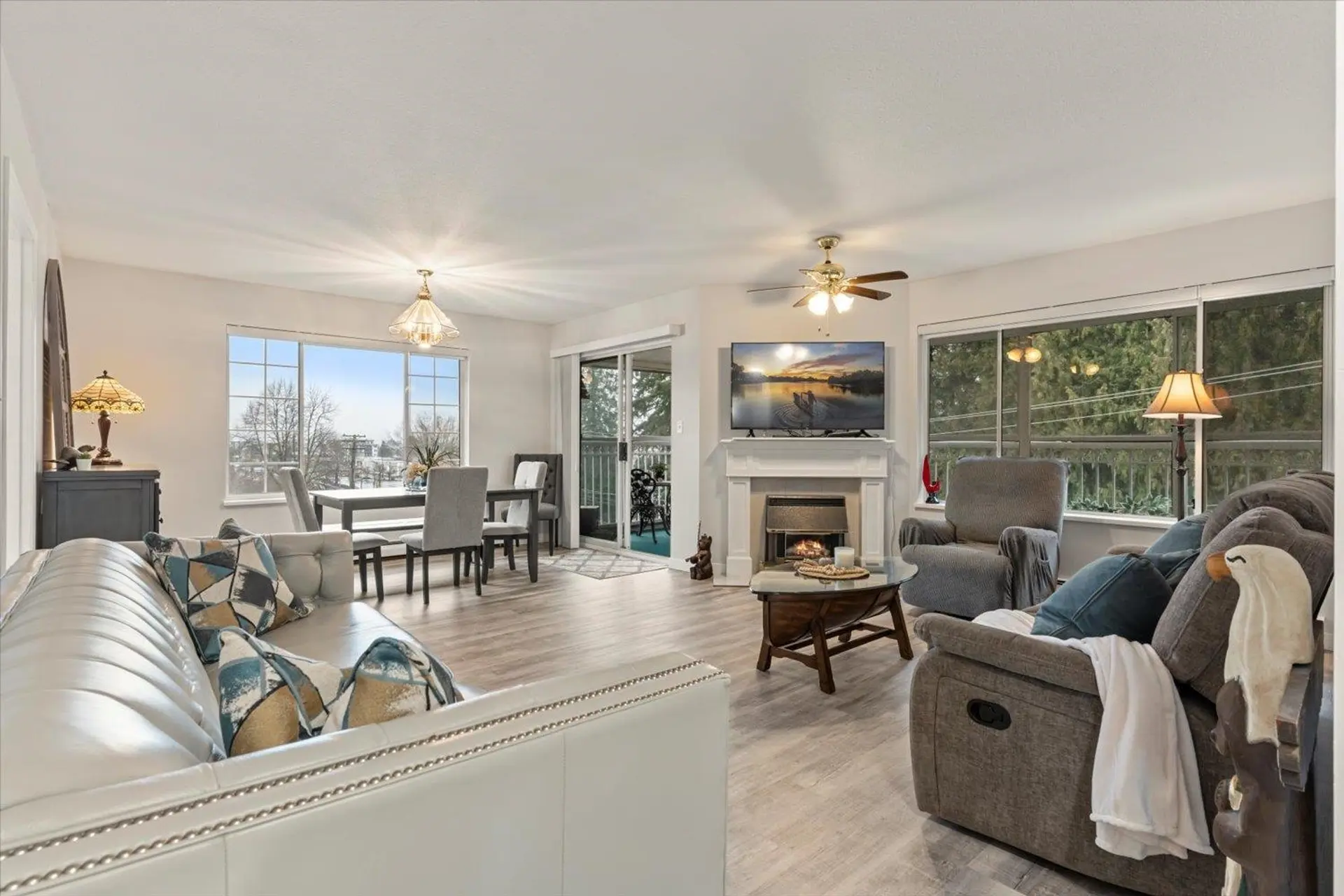 Property at #307 2491 Gladwin Road, Abbotsford, BC