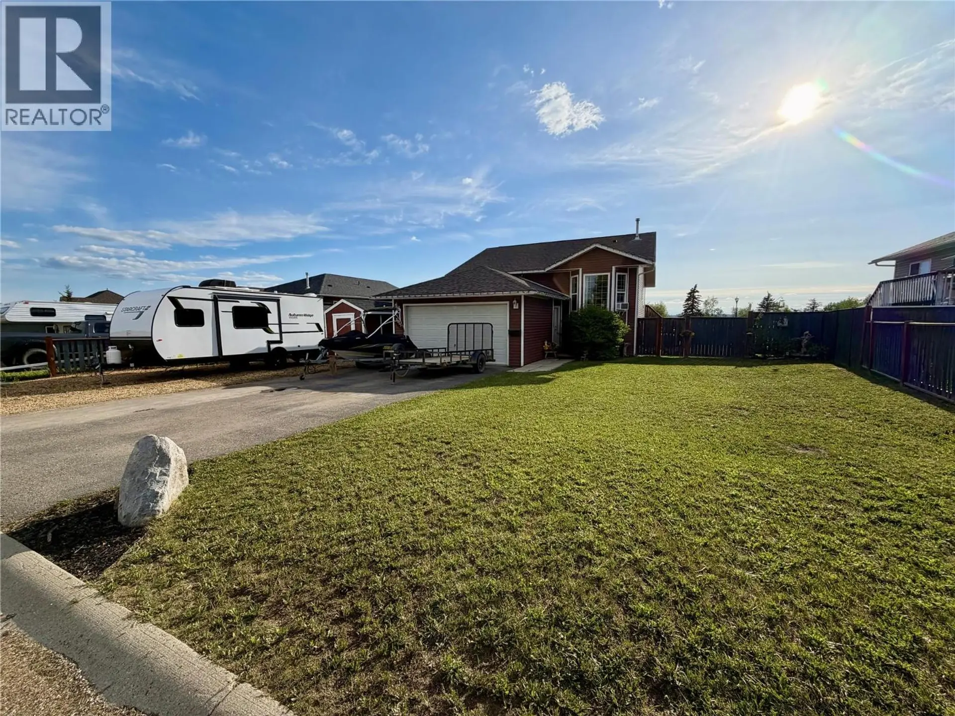 Property at 9005 19 Street, Dawson Creek, BC