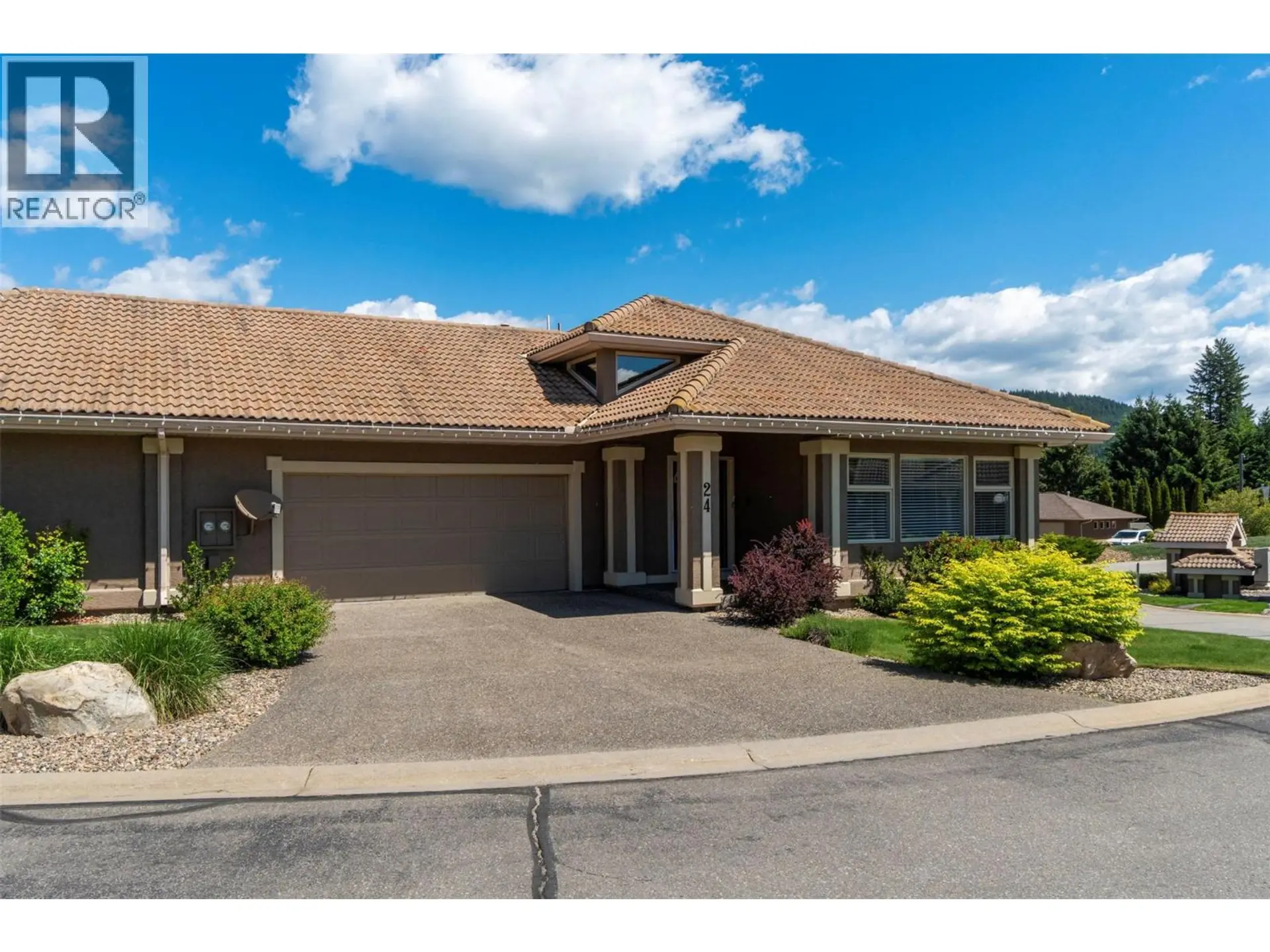 Property at #24 2550 Golf Course Drive, Blind Bay, BC