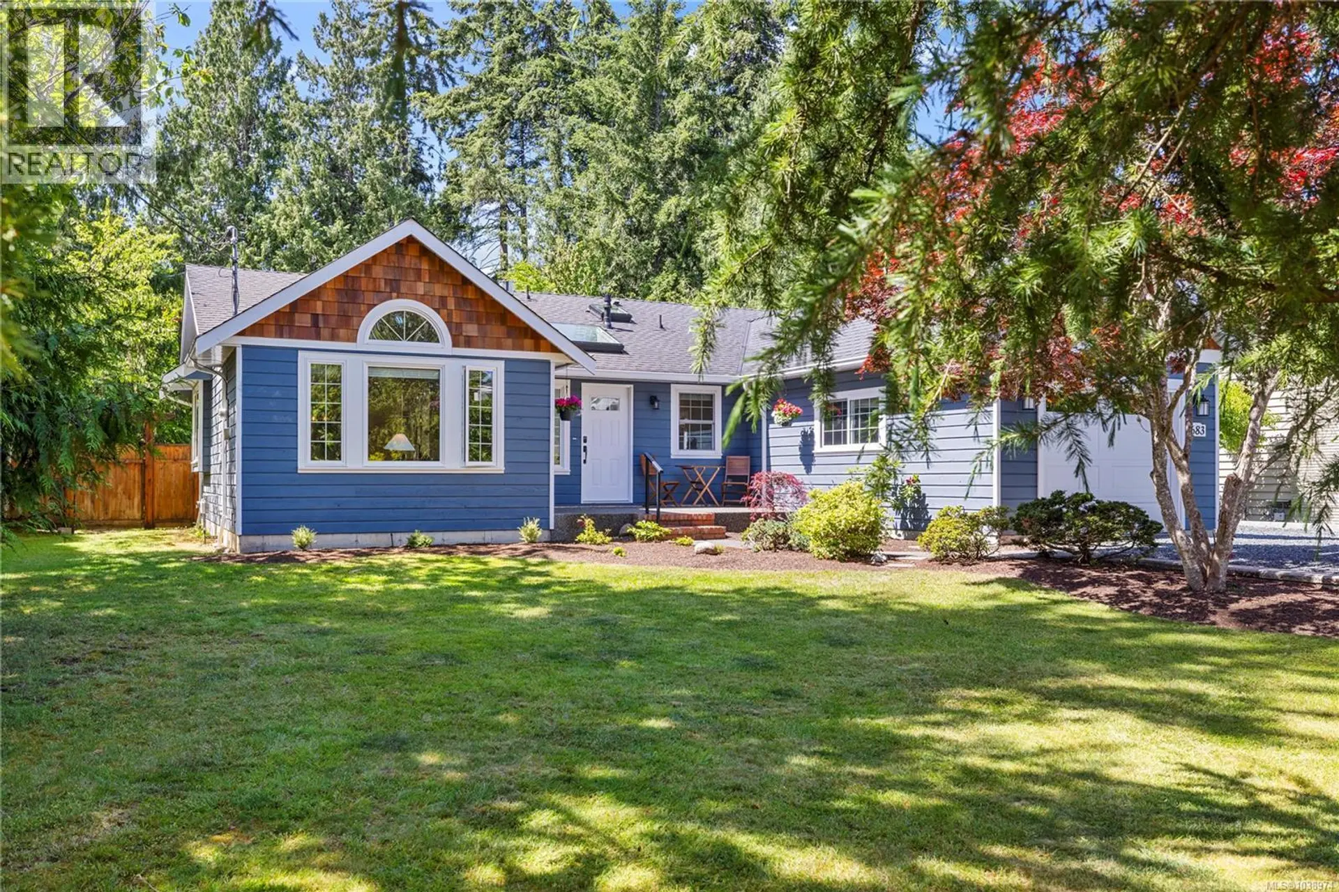 Property at 683 Gaetjen St, Parksville, BC