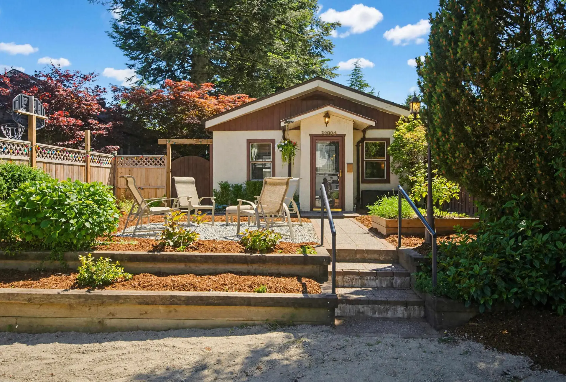 Property at 32904 3 Avenue, Mission, BC