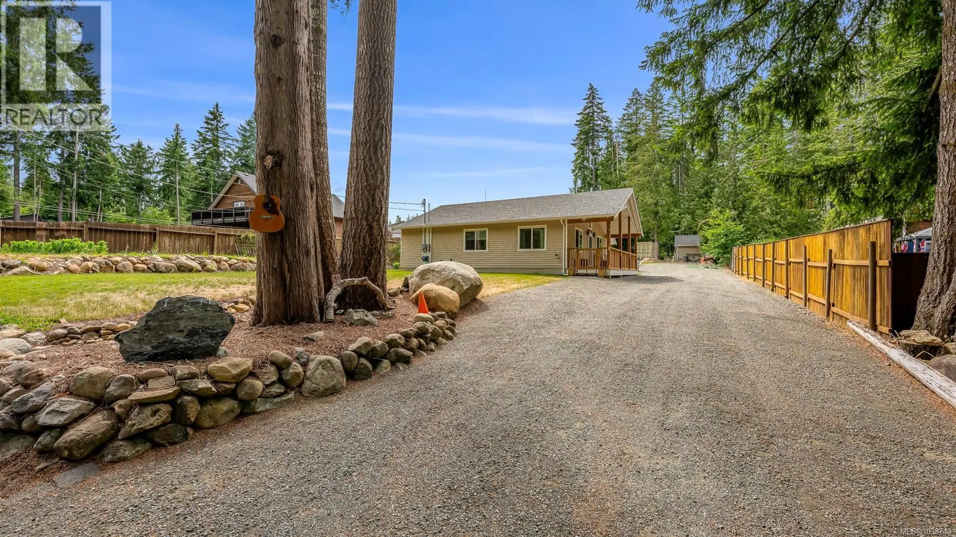 Property at 3307 KENTWOOD Rd, Courtenay, BC