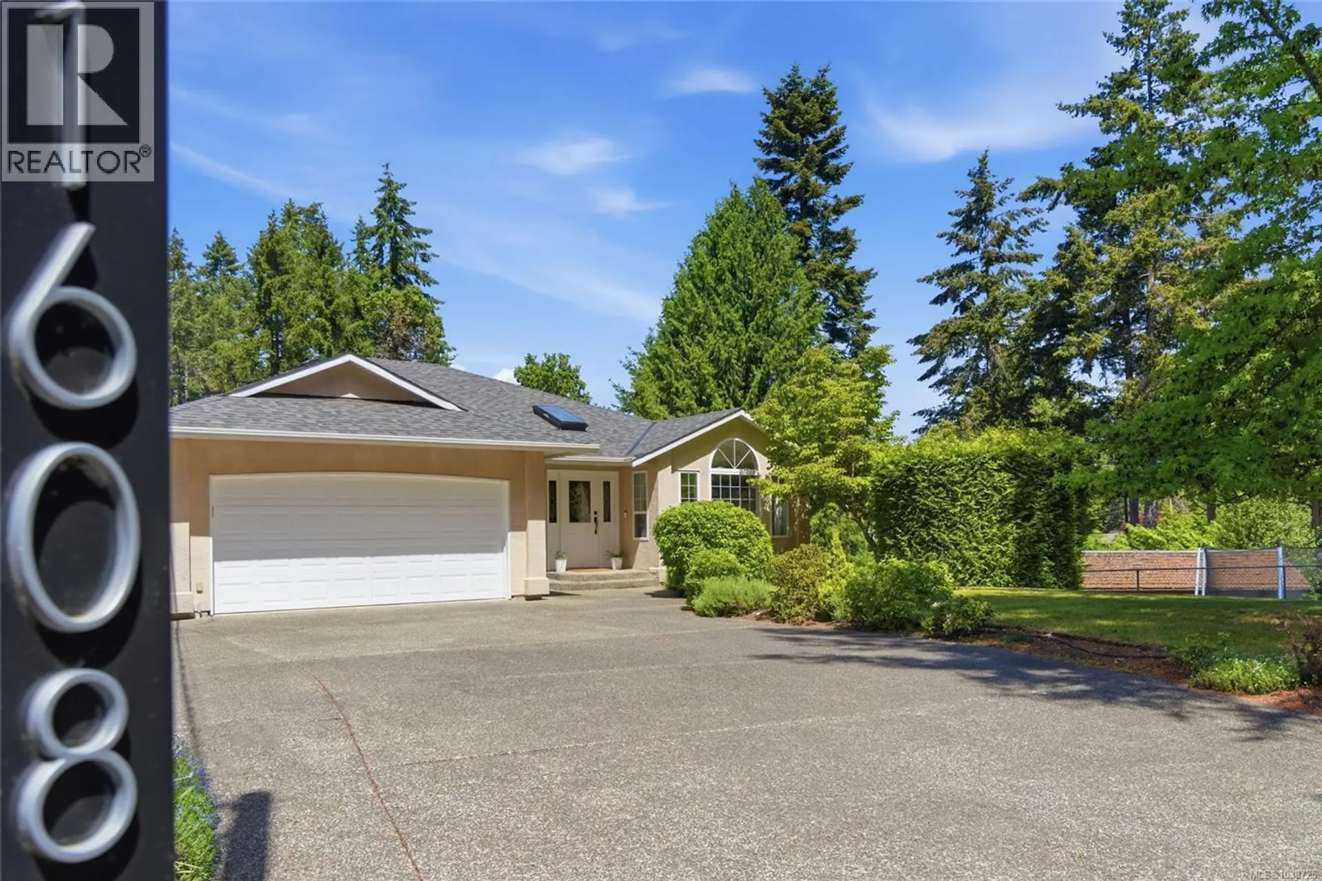 Property at 1608 Marina Way, Nanoose Bay, BC