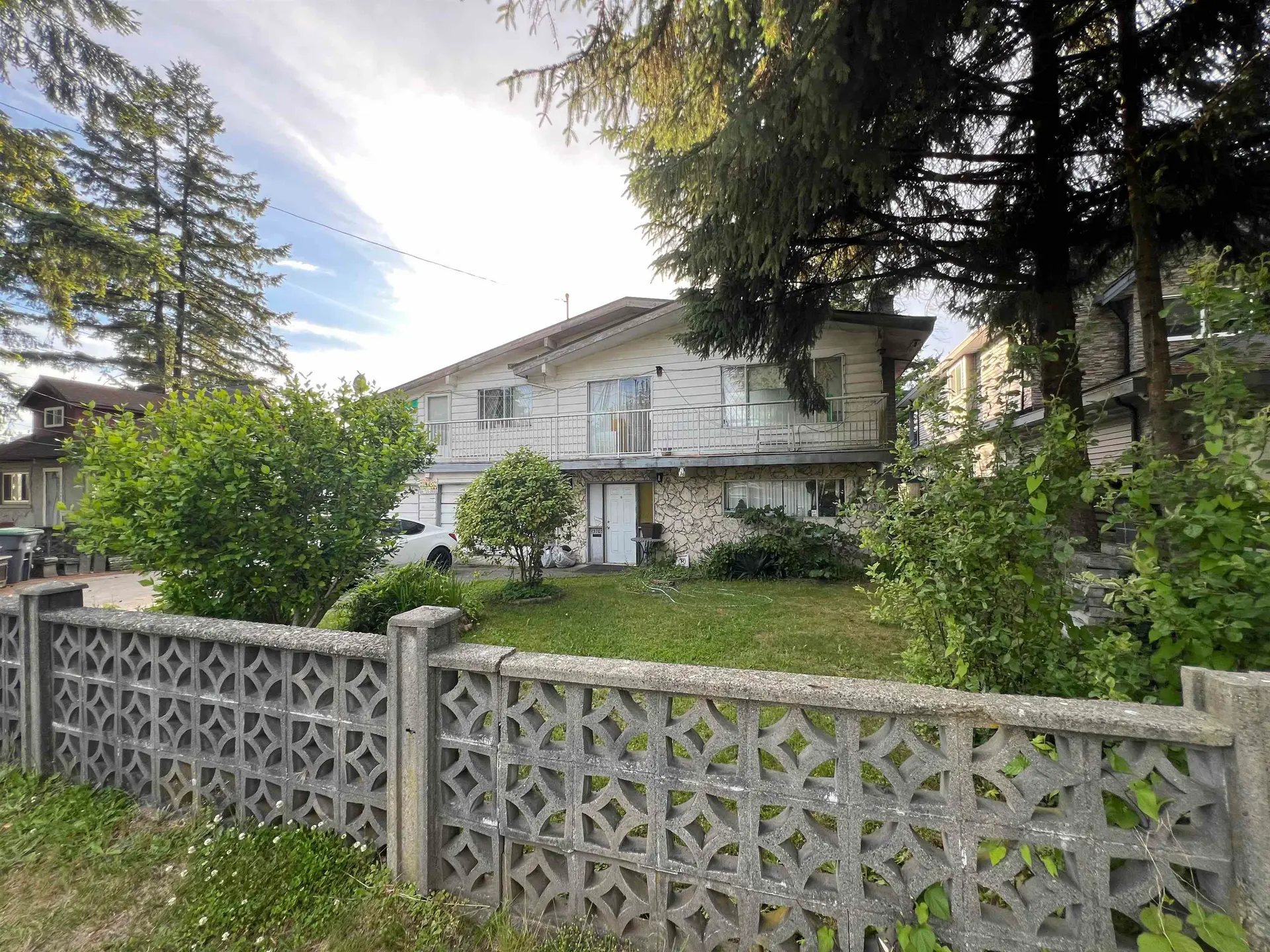 Property at 13703 Grosvenor Road, Surrey, BC