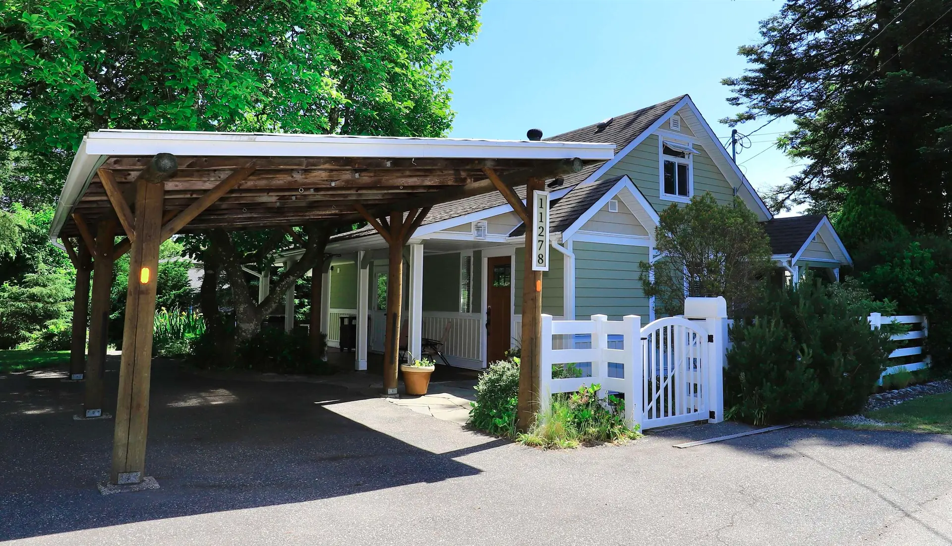 Property at 11278 Eltham Street, Maple Ridge, BC