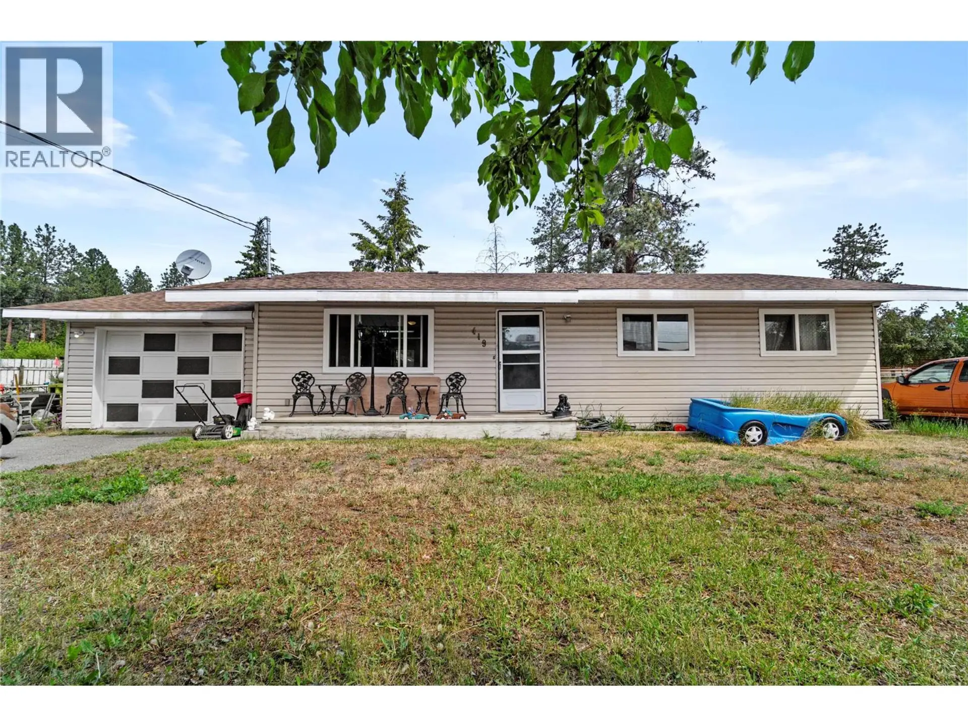 Property at 419 DODDING Avenue, Merritt, BC