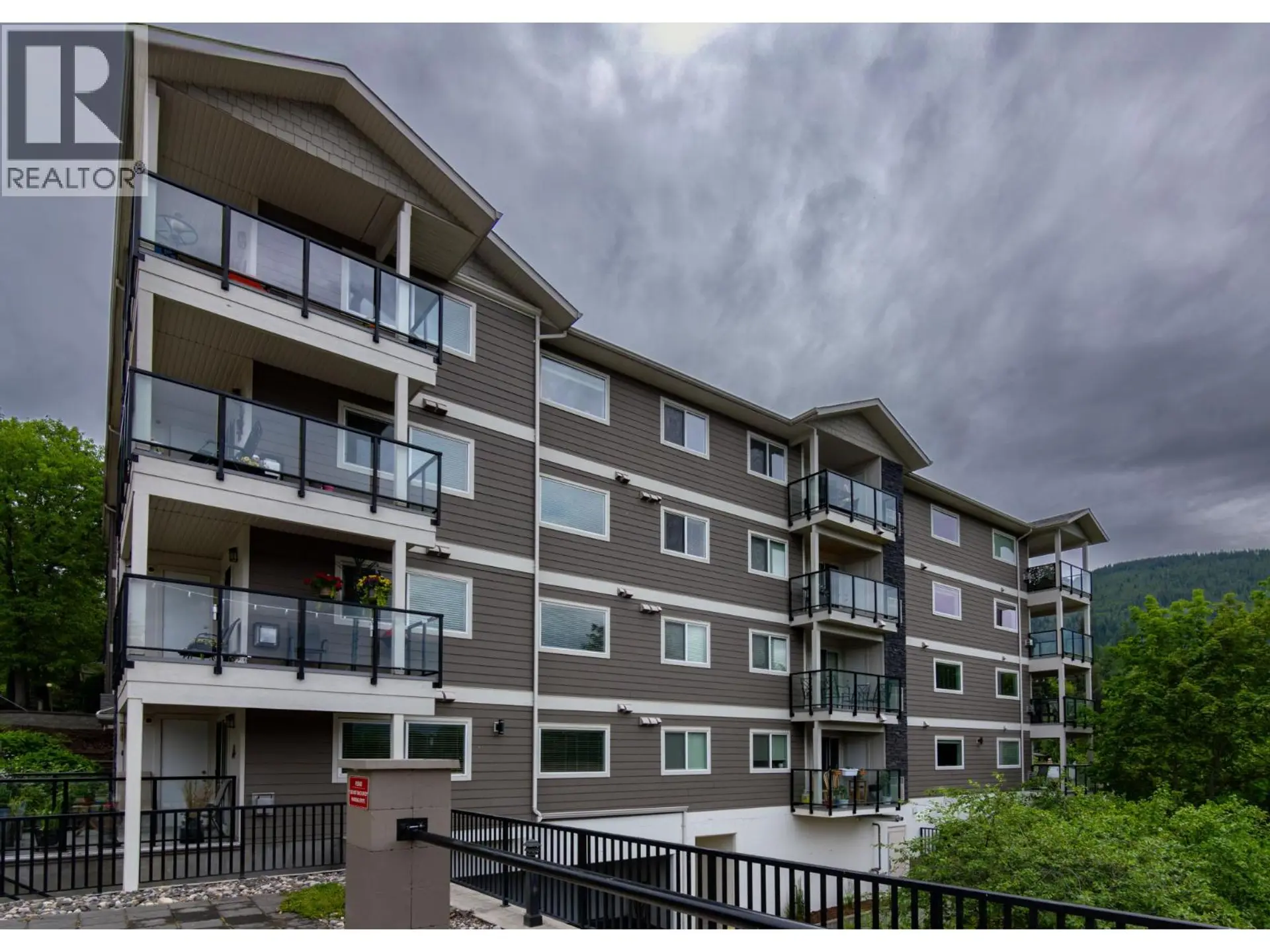 Property at #402 330 4 Avenue SE Lot# 330, Salmon Arm, BC
