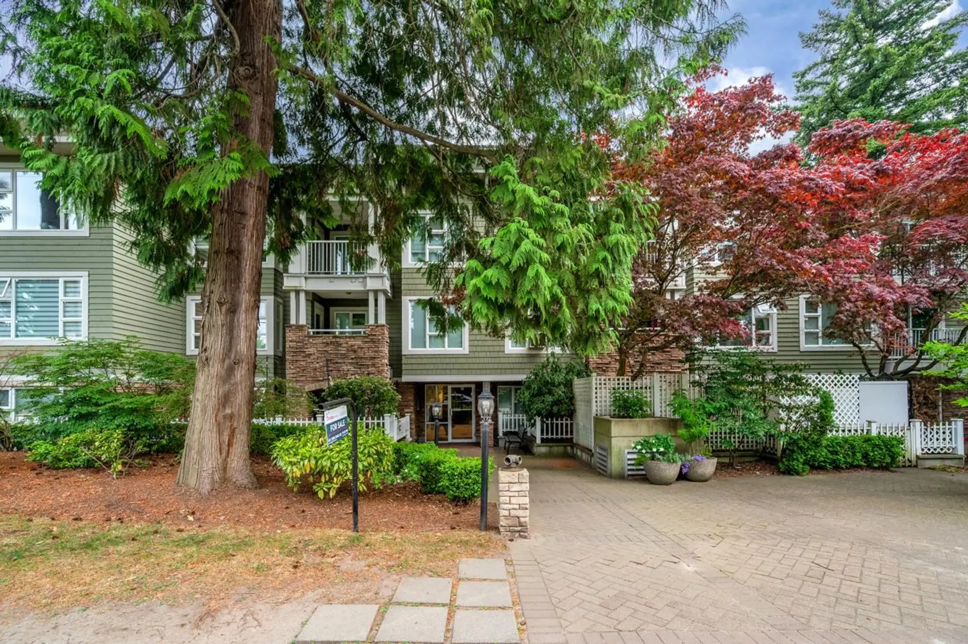 Property at #105 988 W 54th Avenue, Vancouver, BC