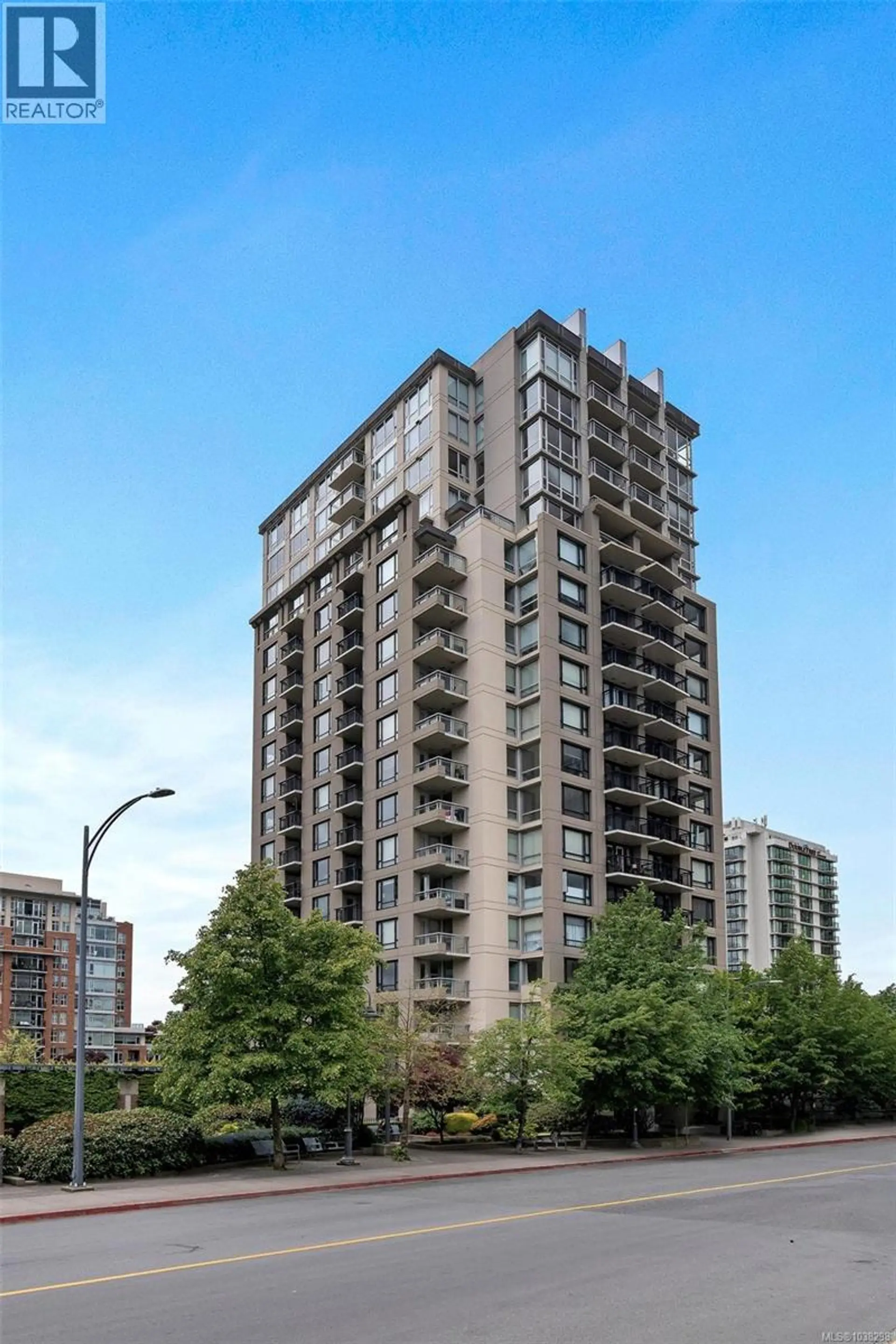 Property at #1502 751 Fairfield Rd, Victoria, BC