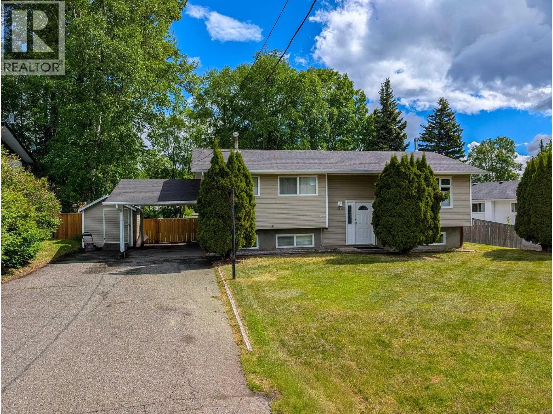 Property at 3054 POYNER CRESCENT, Prince George, BC