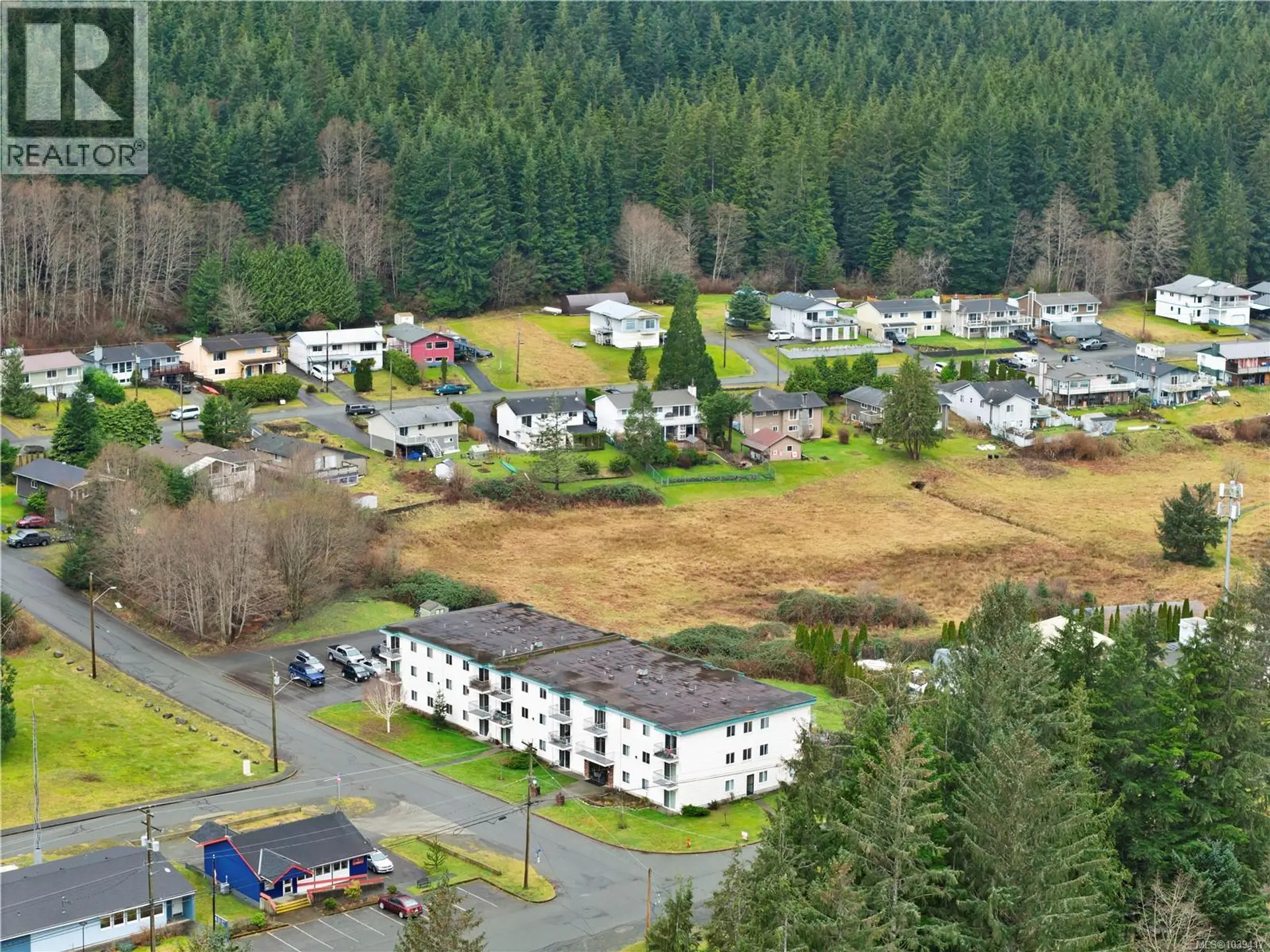 Property at #307 611 MacMillan Dr, Sayward, BC