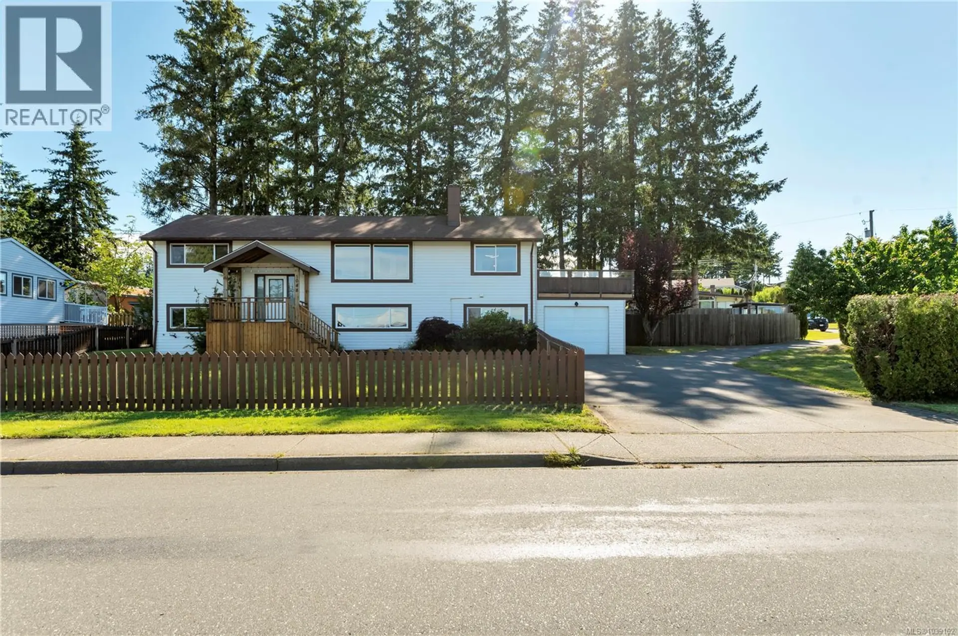 Property at 1048 Galerno Rd, Campbell River, BC