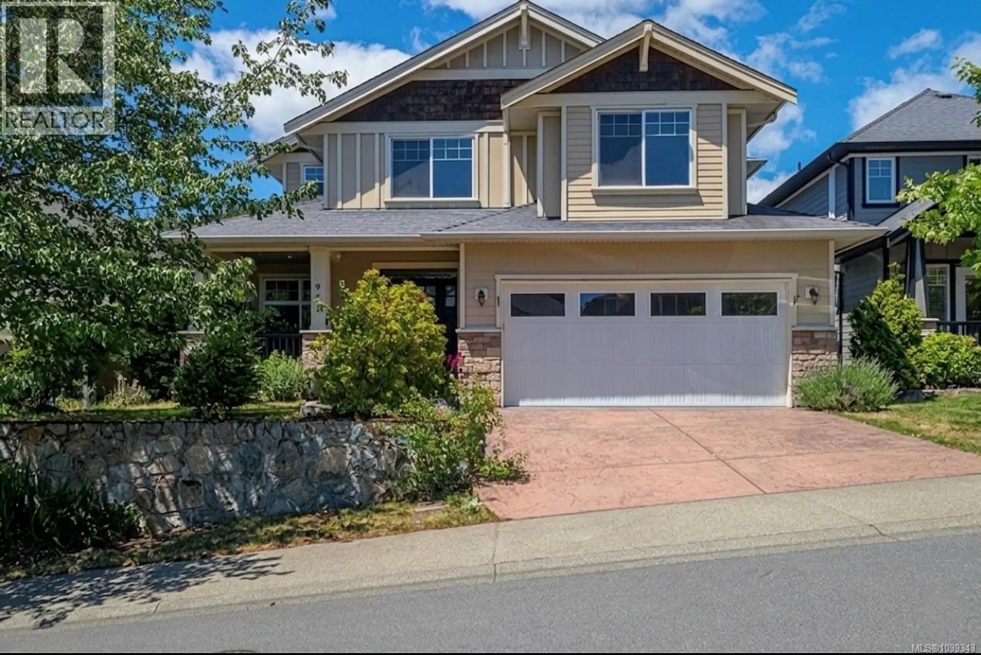 Property at 971 Gade Rd, Langford, BC