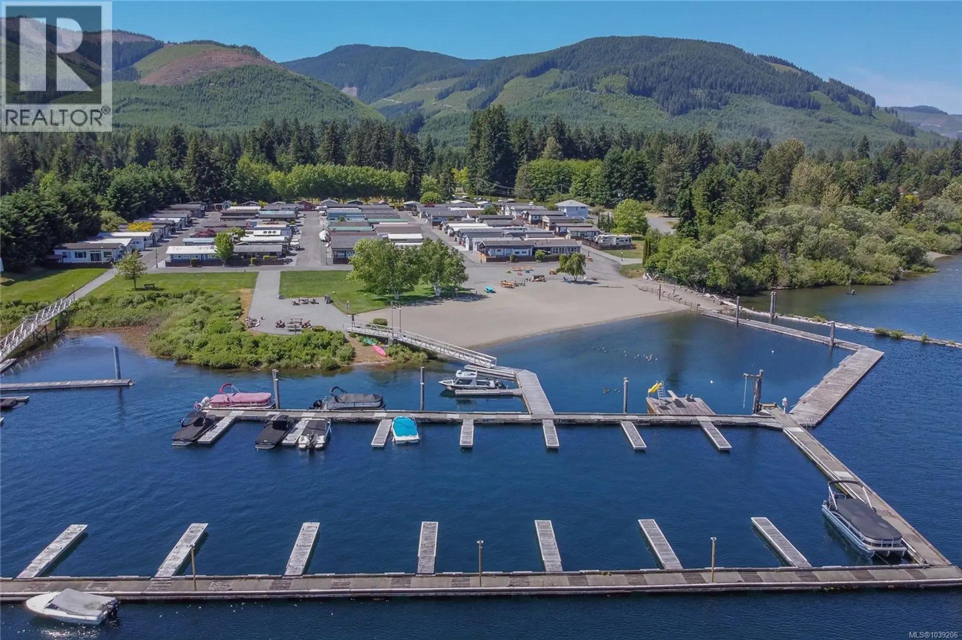 Property at #6 6855 Park Ave, Honeymoon Bay, BC