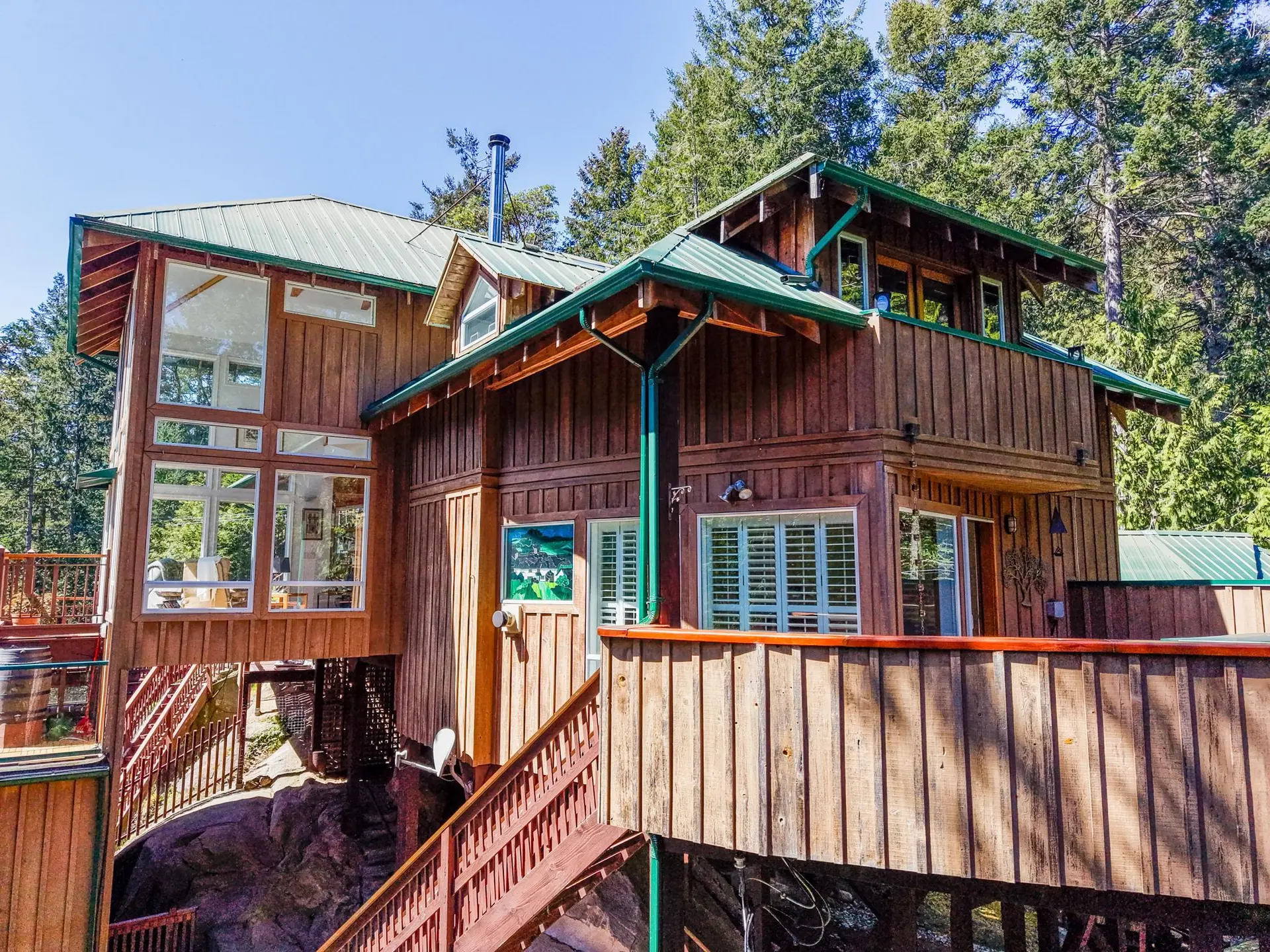 Property at 486 Bluff Way, Mayne Island, BC